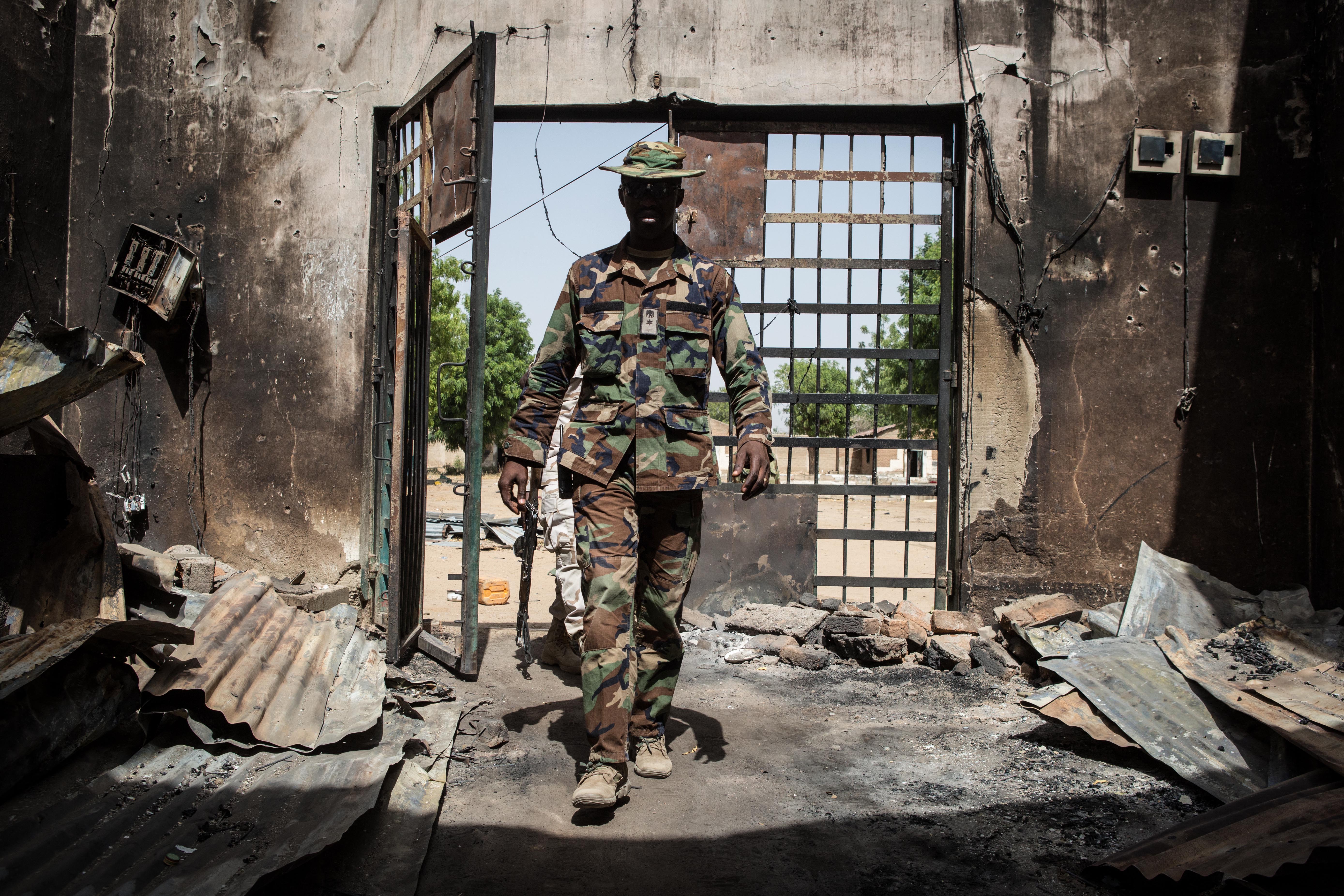 Több mint 500 rabot szabadítottak ki fegyveresek egy nigériai börtönből