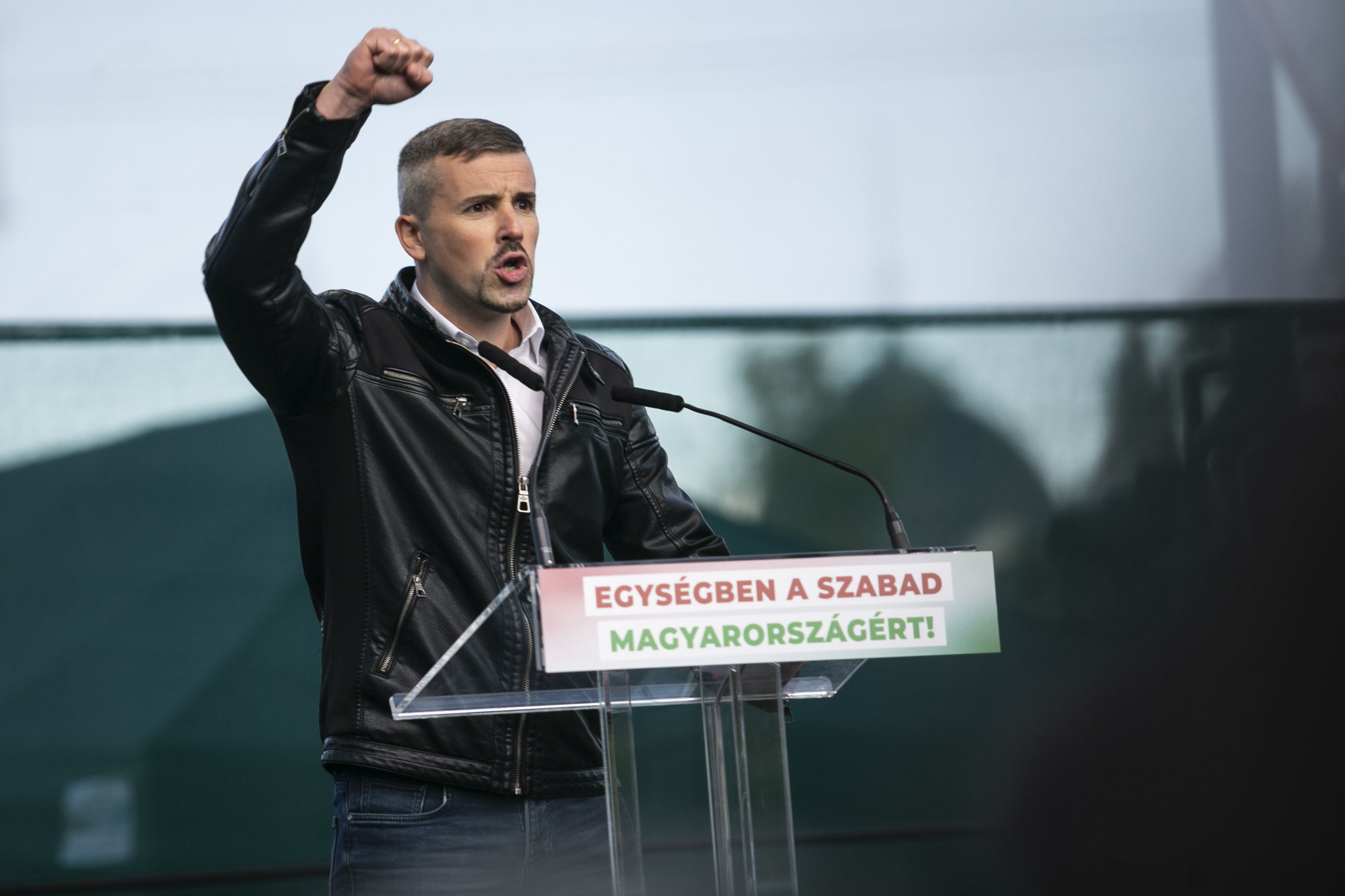 Jakab Péter kilép a Jobbikból
