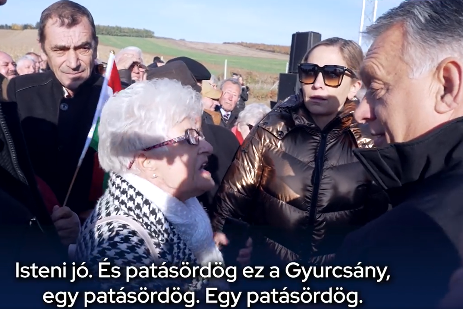 Nyugdíjas nő Orbánnak: Megnéztük az Elkúrtukat, patásördög ez a Gyurcsány
