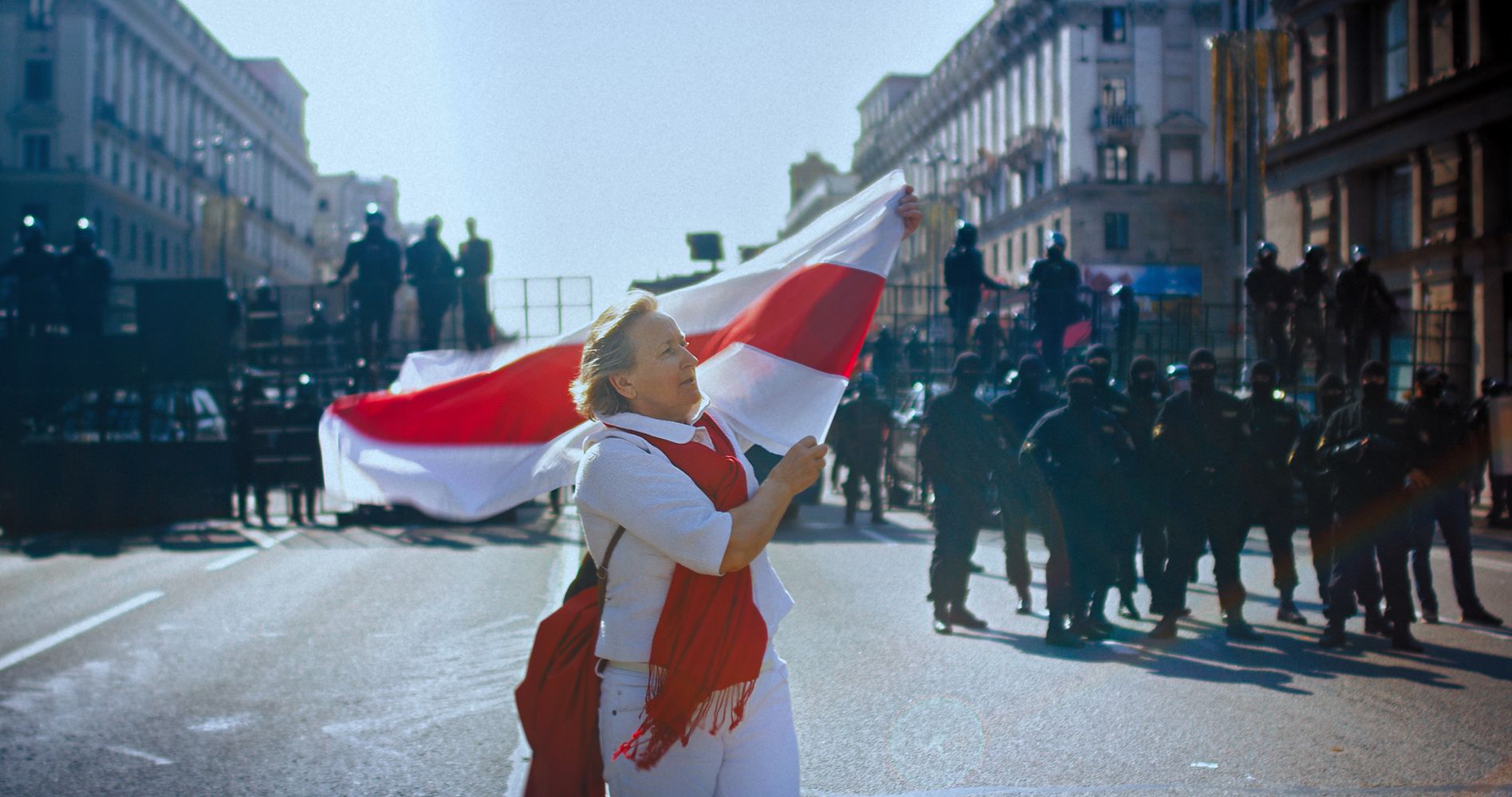 Ez a dokumentumfilm olyan közel hozza a belorusz tüntetéseket, amilyen közel még sosem voltak