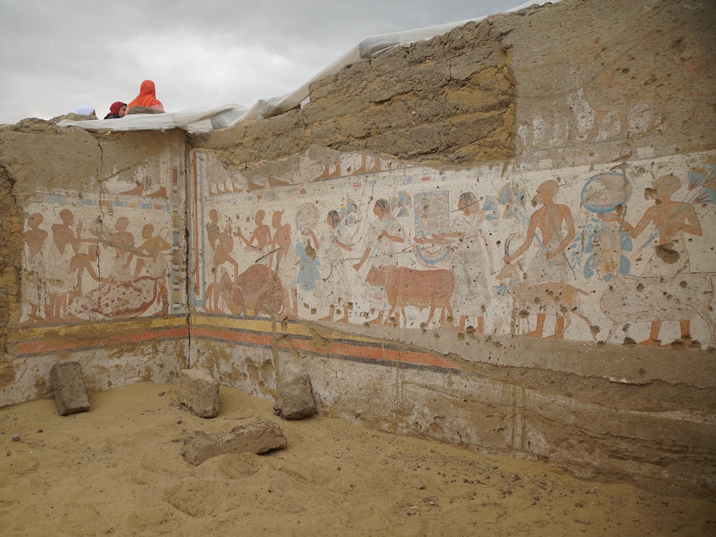 Több mint 3000 éves, színes falfestményre bukkantak egy egyiptomi nekropoliszban