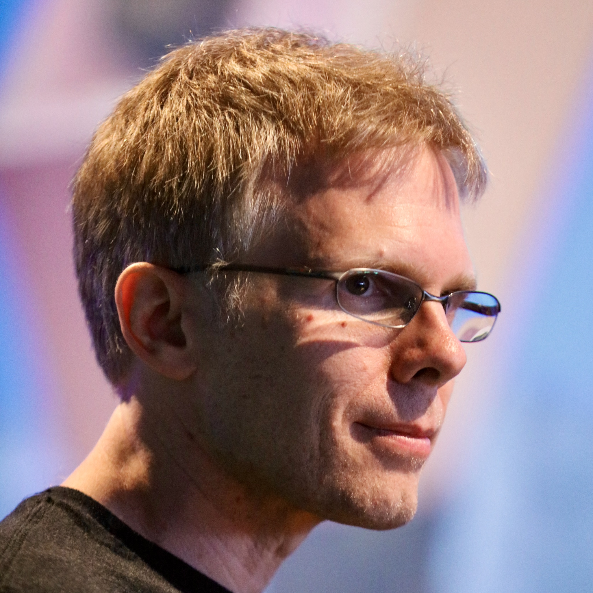 John Carmack 2016 márciusában, a Minecraft Gear VR verziójának megjelenésekor az Oculus VR technológiai igazgatójaként tartott előadást San Franciscóban.