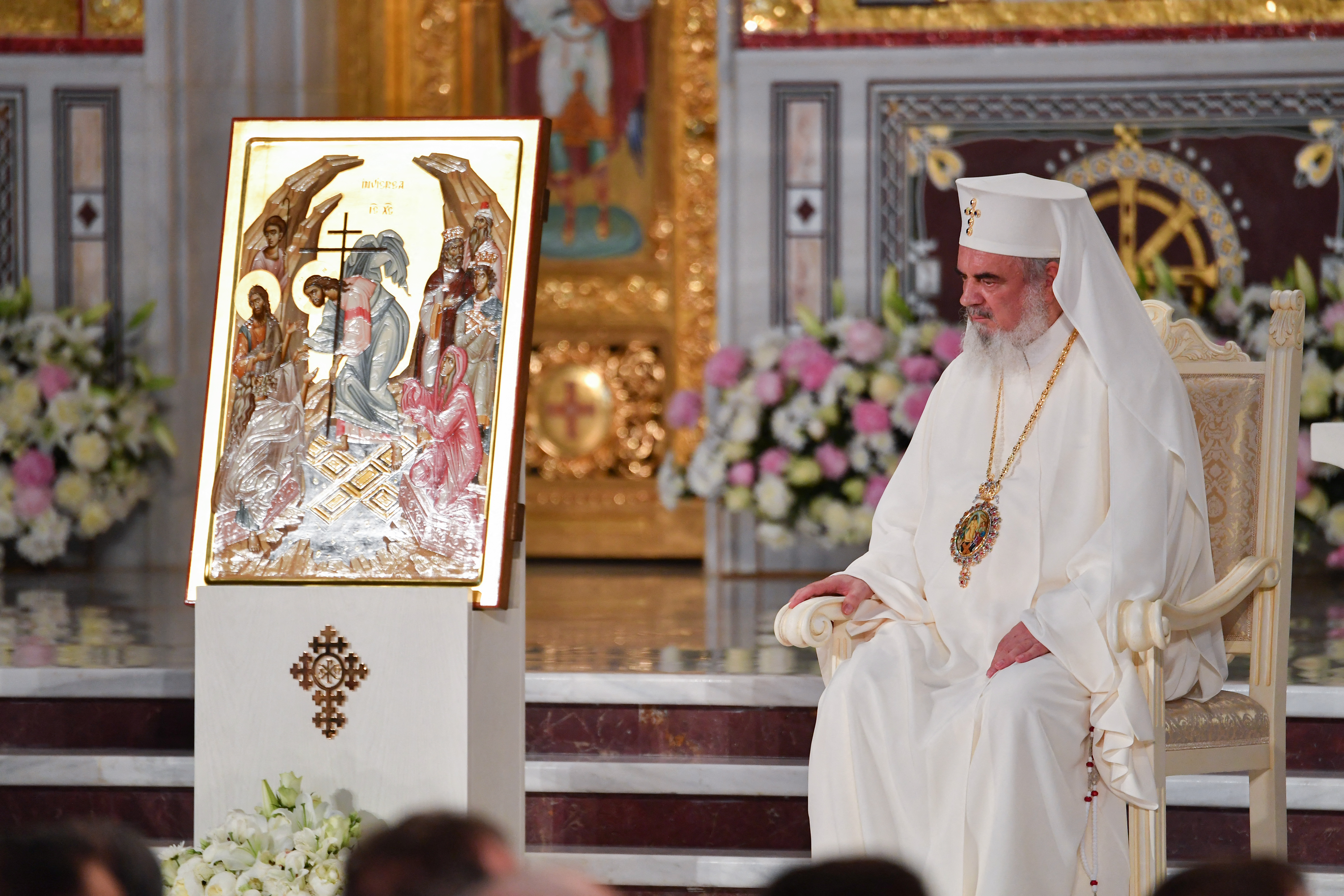 Daniel pátriárka, a román ortodox egyház feje is beoltatta magát végre