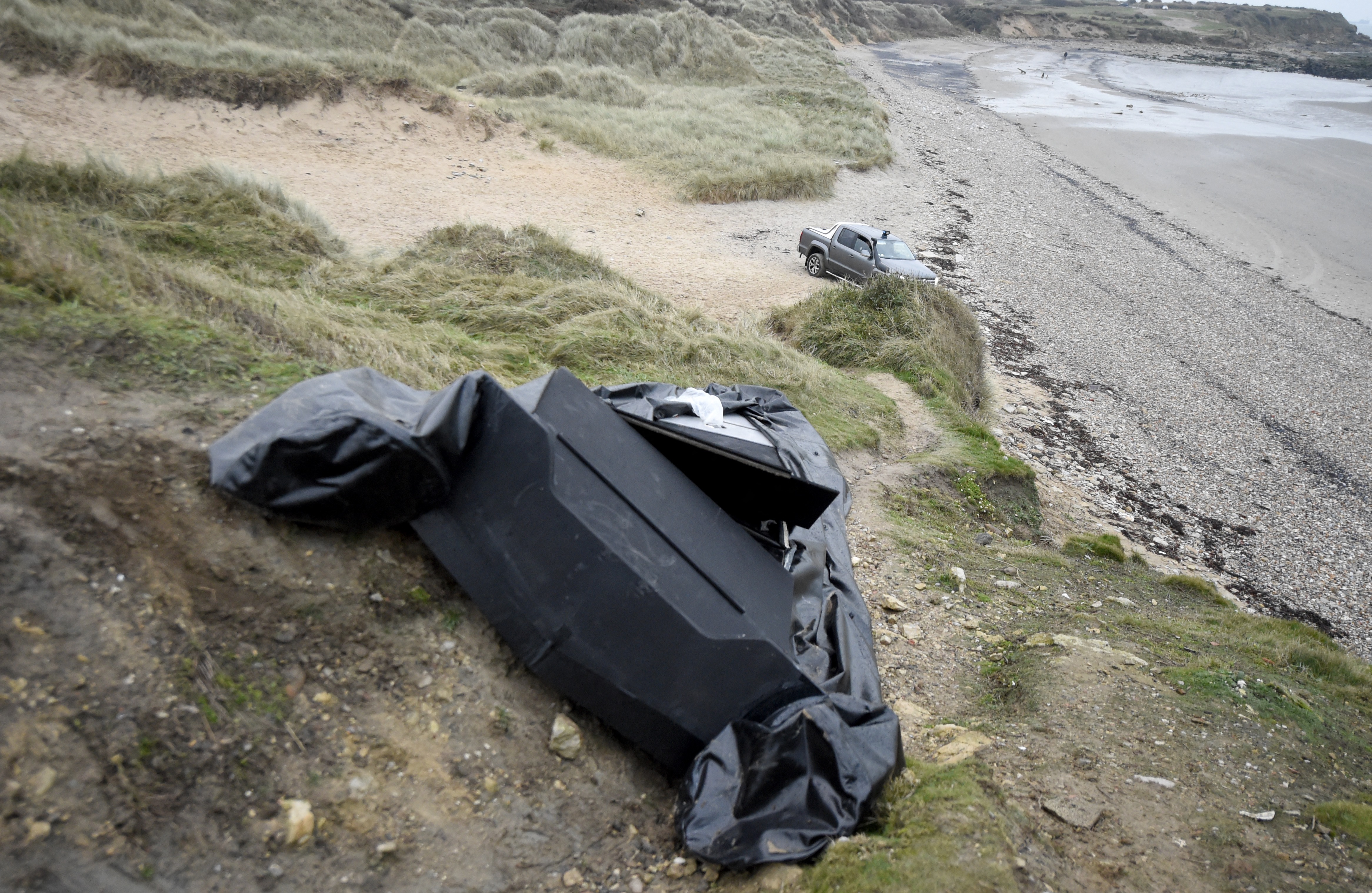 Terhes nők és három gyerek is van a La Manche-csatornán elsüllyedt csónak halálos áldozatai közt