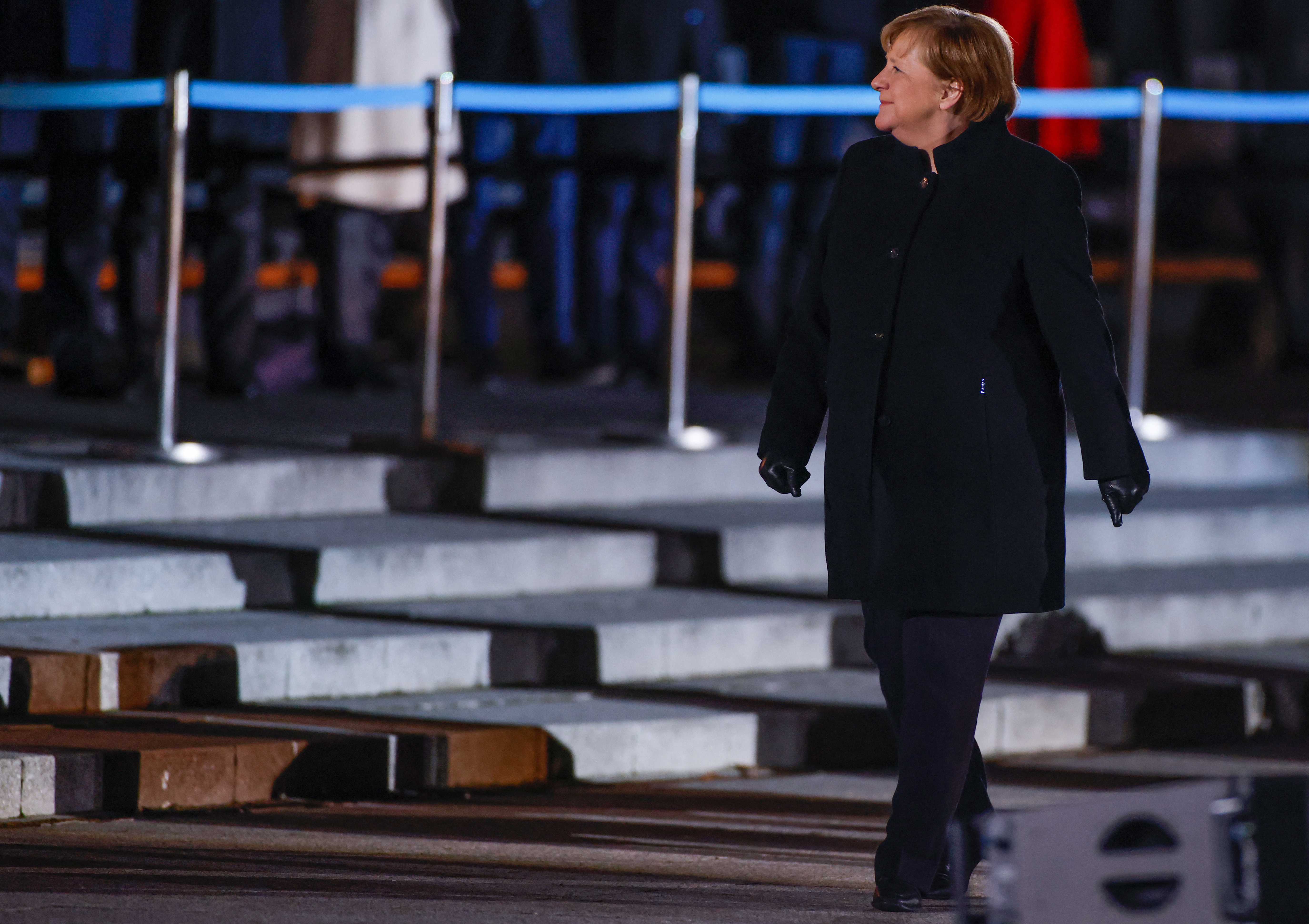 Katonai parádéval búcsúztatták el Angela Merkelt