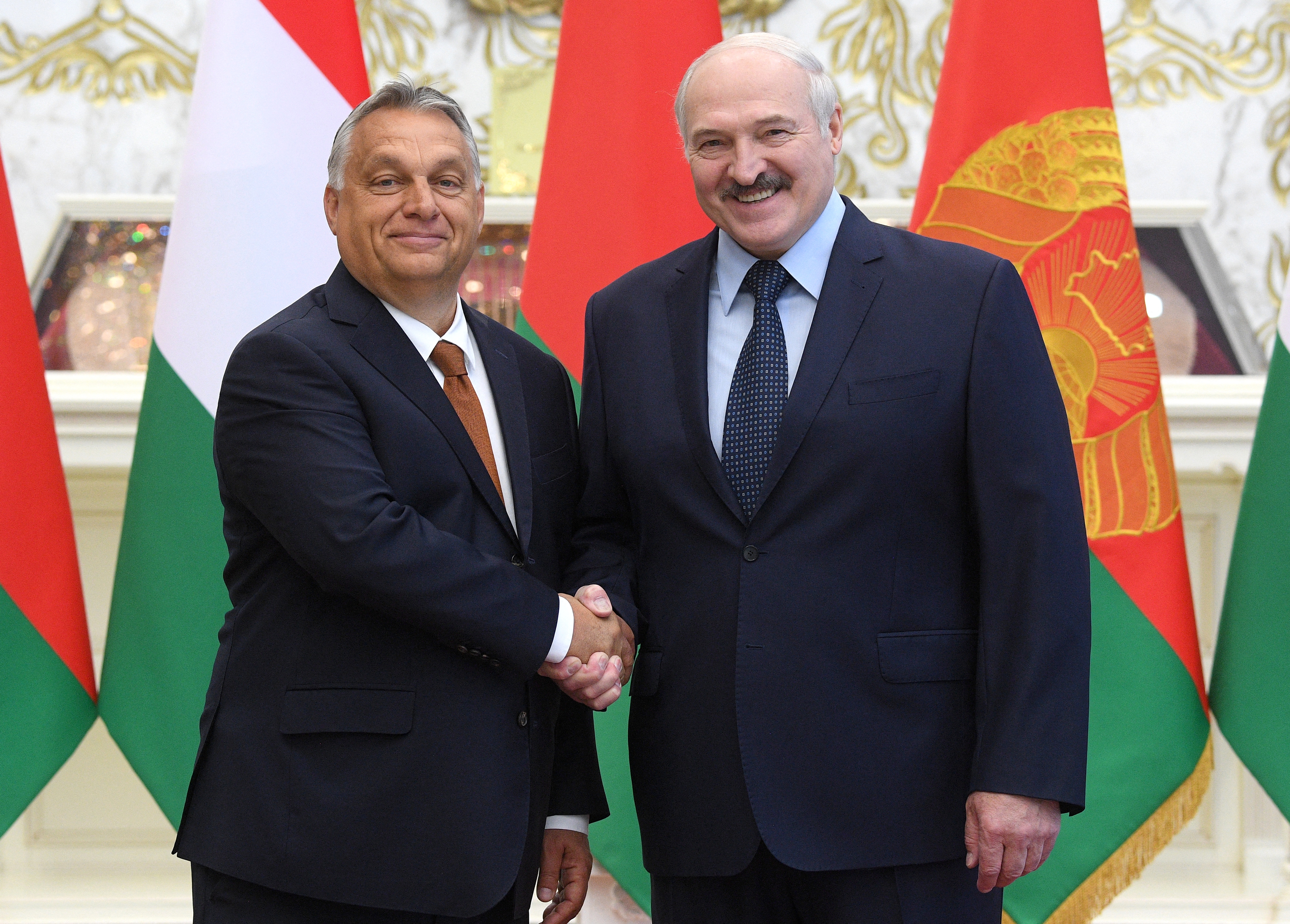 Magyar vízummal fogták el Lukasenka bizalmi emberét Csehországban