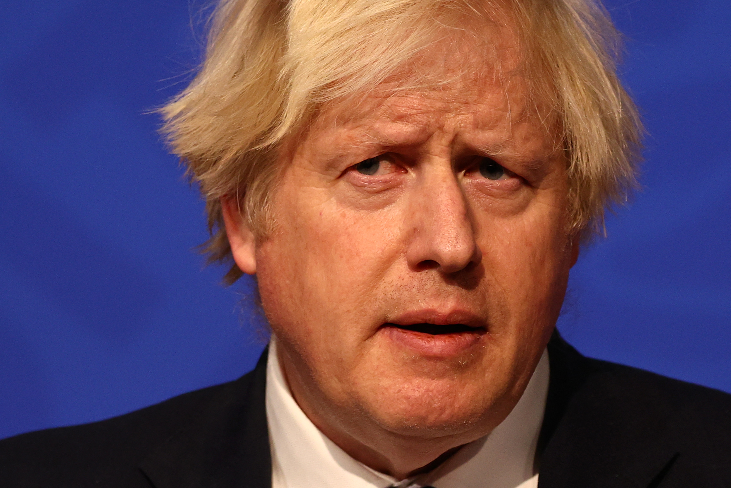 „Nekem senki sem szólt, hogy a parti szabályellenes volt” – állítja Boris Johnson