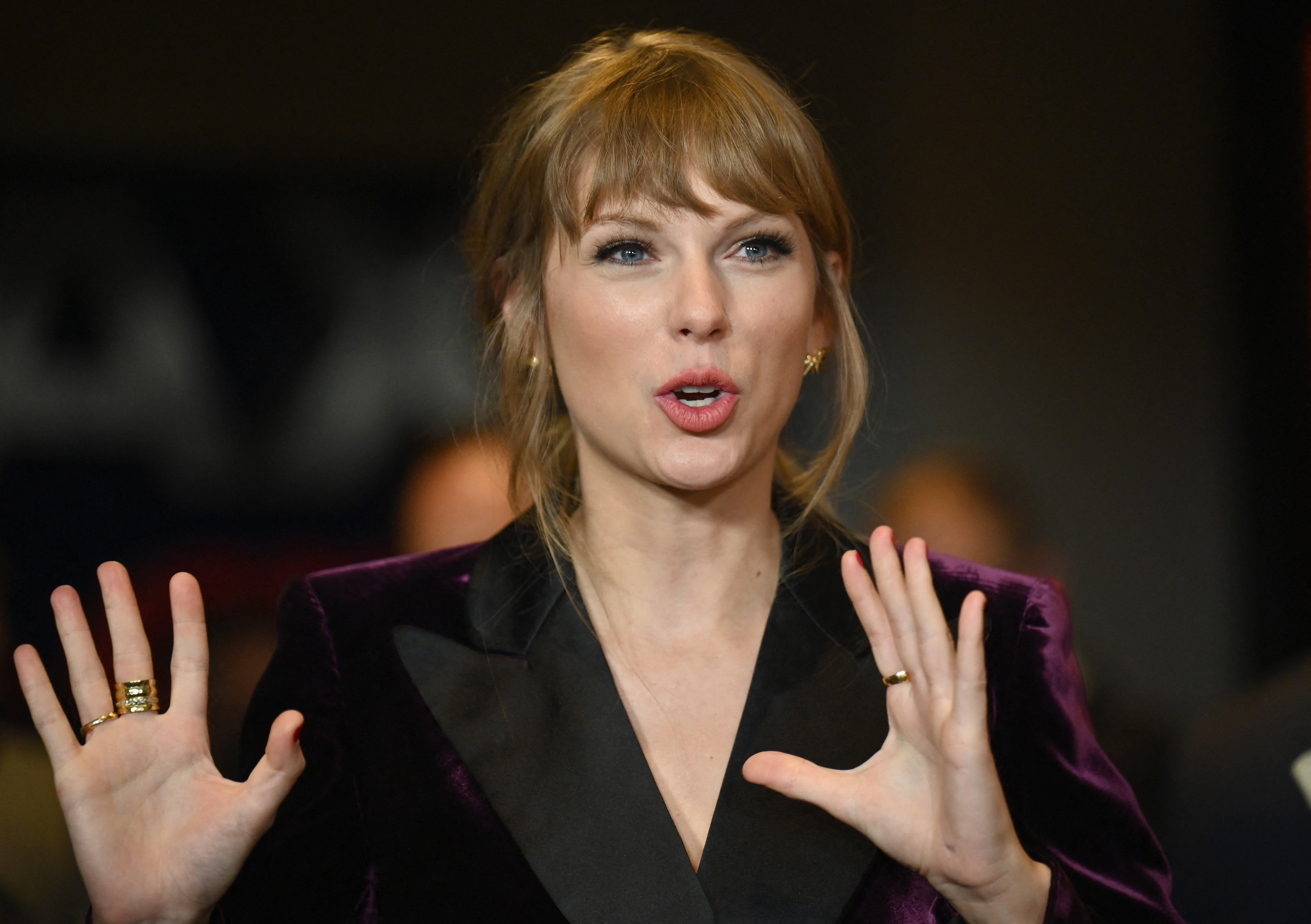 Taylor Swiftet esküdtszék elé állítják, mert a vád szerint lopta a Shake It Off dalszövegét
