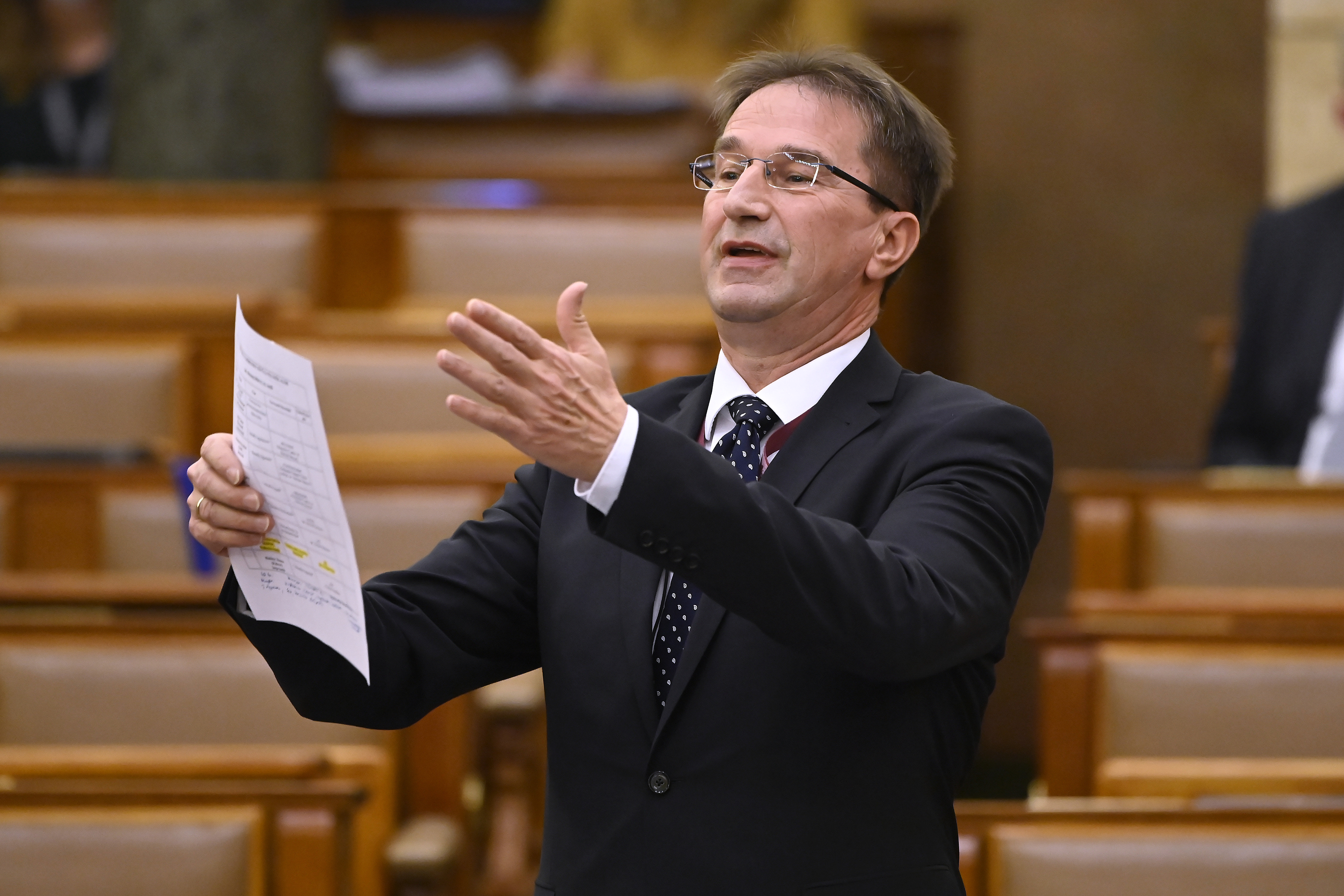 A Fidesz nem hagyta, hogy elvegyék Völner végkielégítését