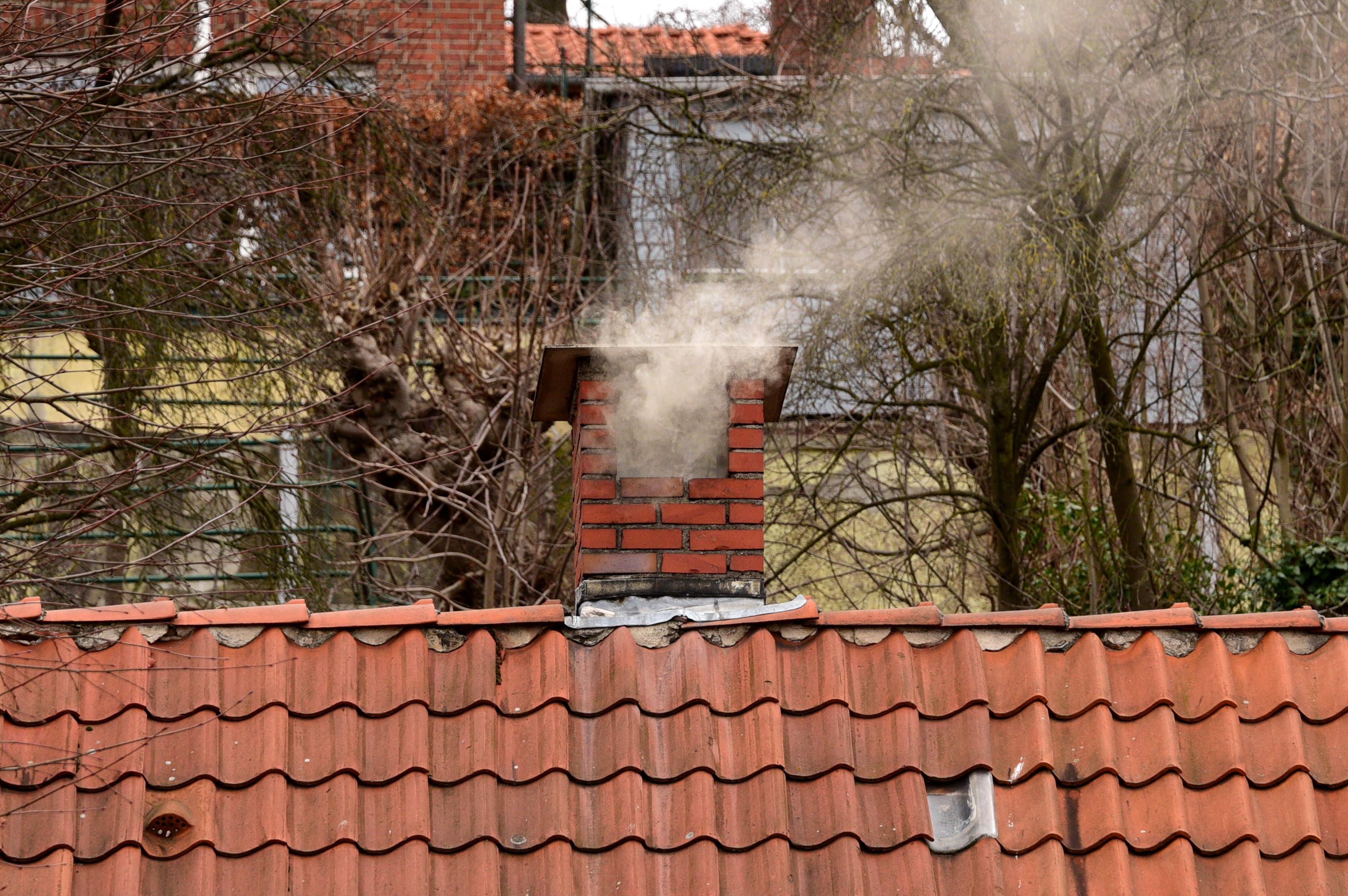 A fatüzelés felel a városi levegőt szennyező rákkeltő anyagok közel feléért