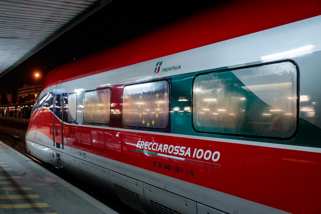 A Frecciarossa 1000-es olasz szuperexpresszek mostantól Milánó és Párizs között is száguldozhatnak