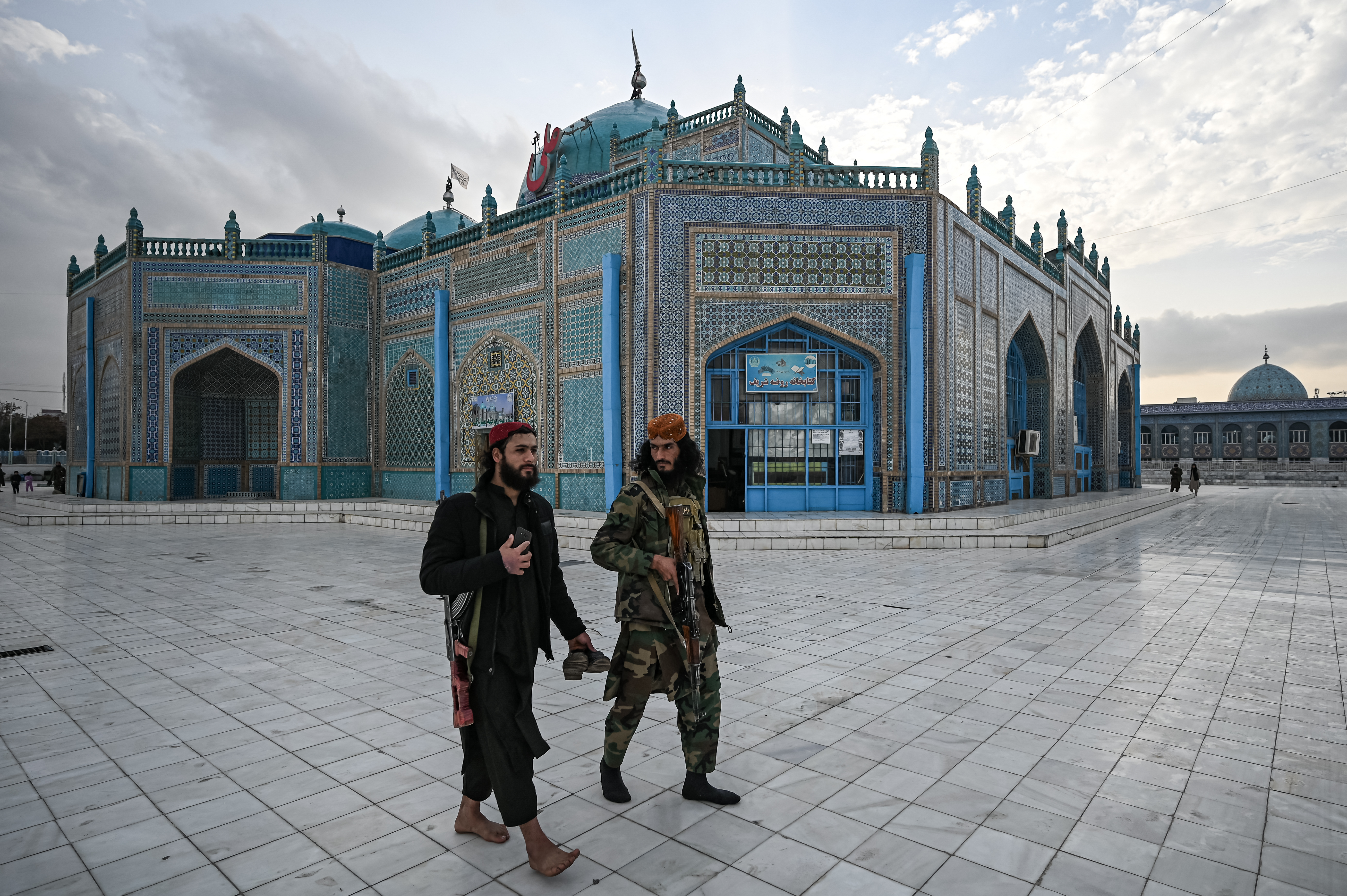A tálibok feloszlatták az afgán választási bizottságot
