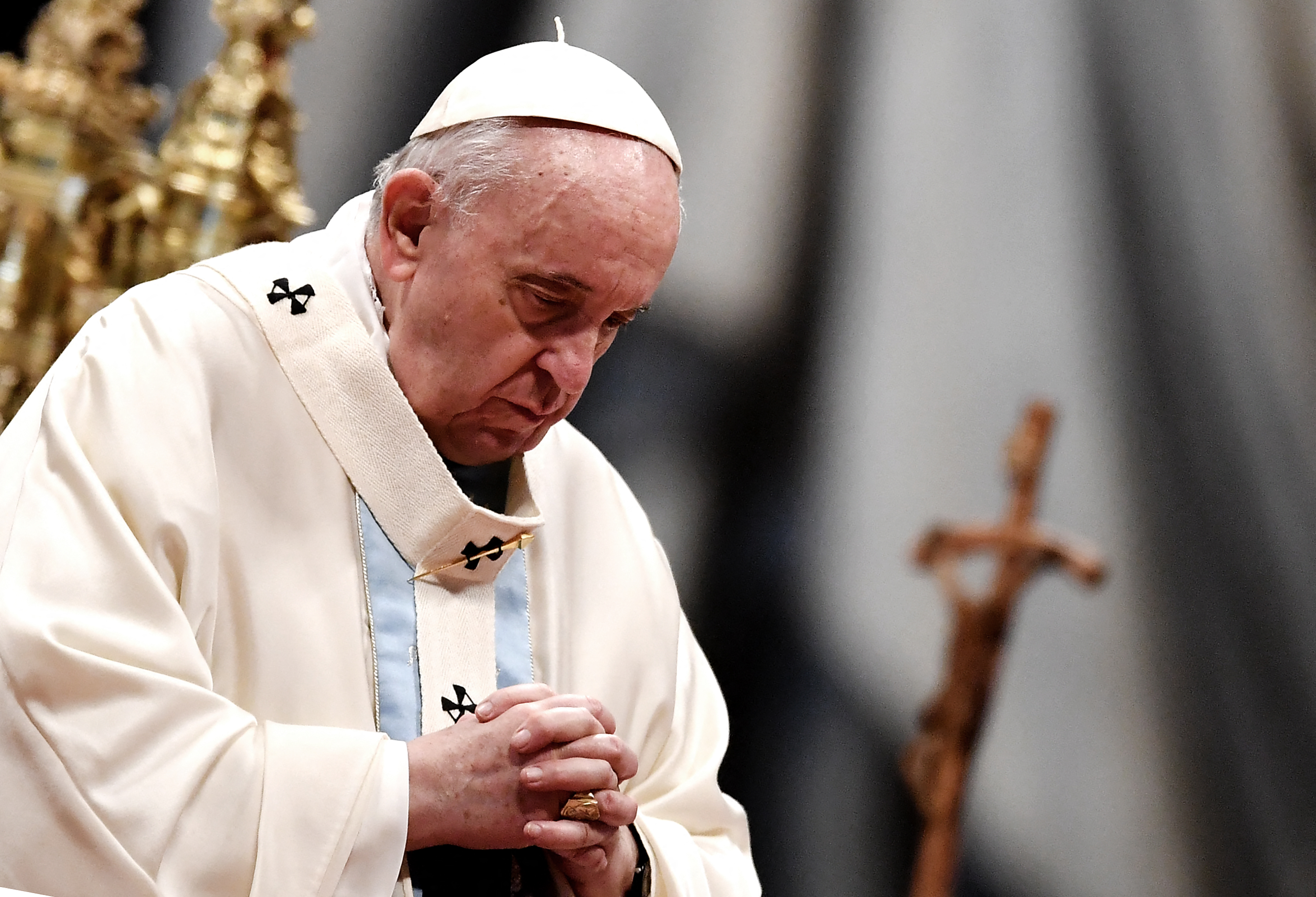 Ukrán válság: Ferenc pápa békéért imádkozott