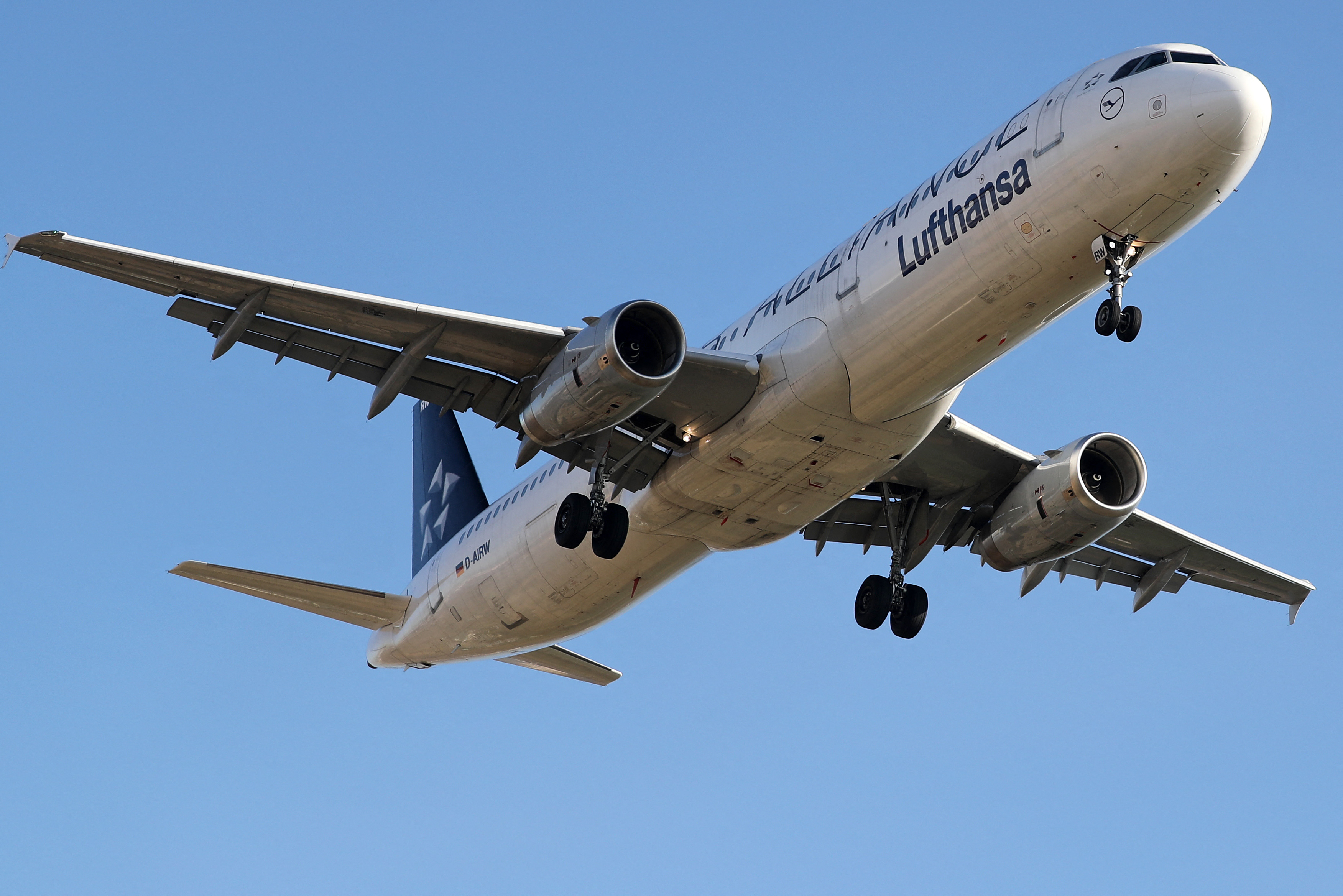 18 ezer járatát indíthatja el üresen a Lufthansa