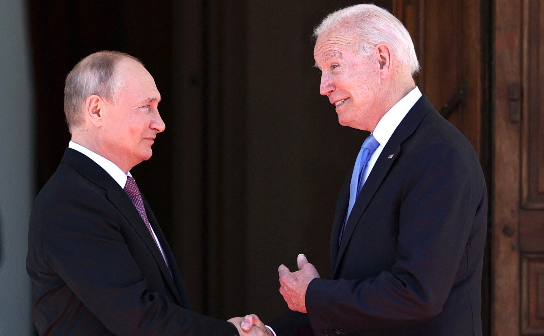 Biden személyes szankciókkal is megfenyegette Putyint, ha megtámadja Ukrajnát