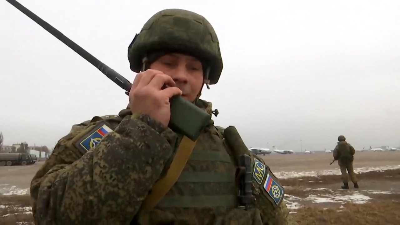 Két napon belül elkezdik a külföldi katonák kivonását Kazahsztánból