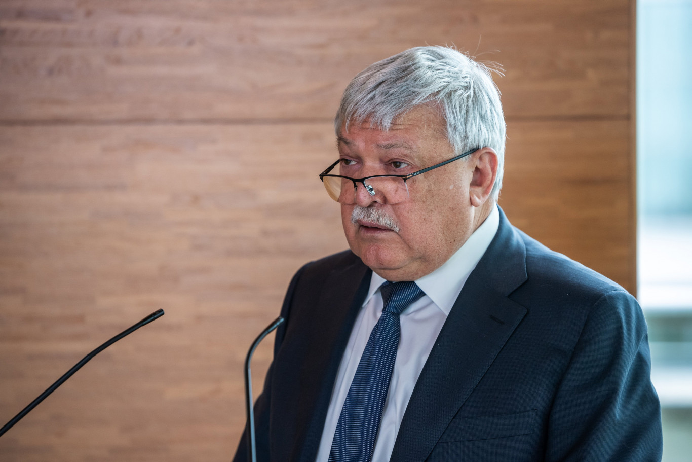 Csányi Sándor pénzkidobásnak tartja a sok középszintű külföldi játékost az NB I.-ben
