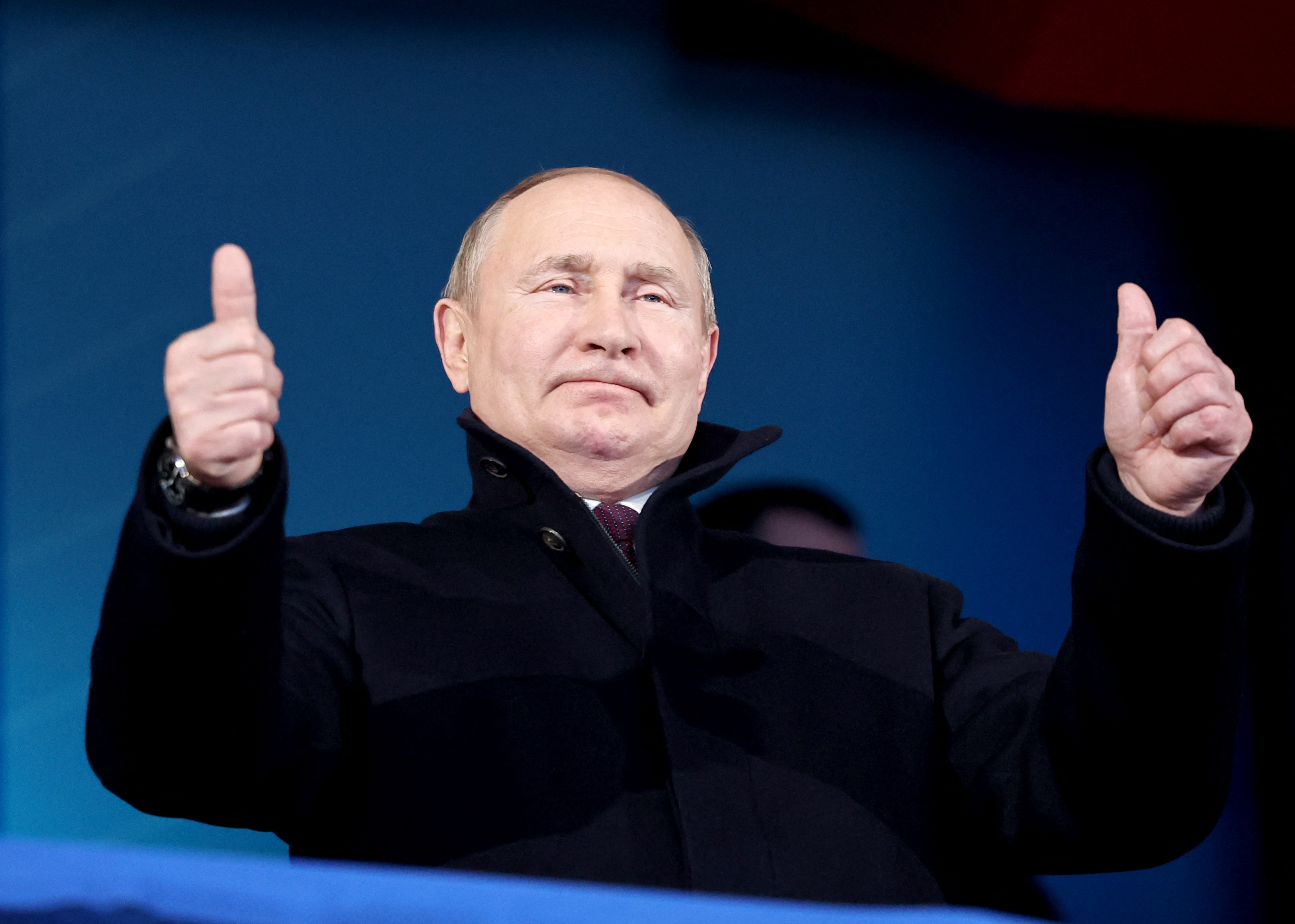 A háborús készülődés hatására megugrott Putyin népszerűsége