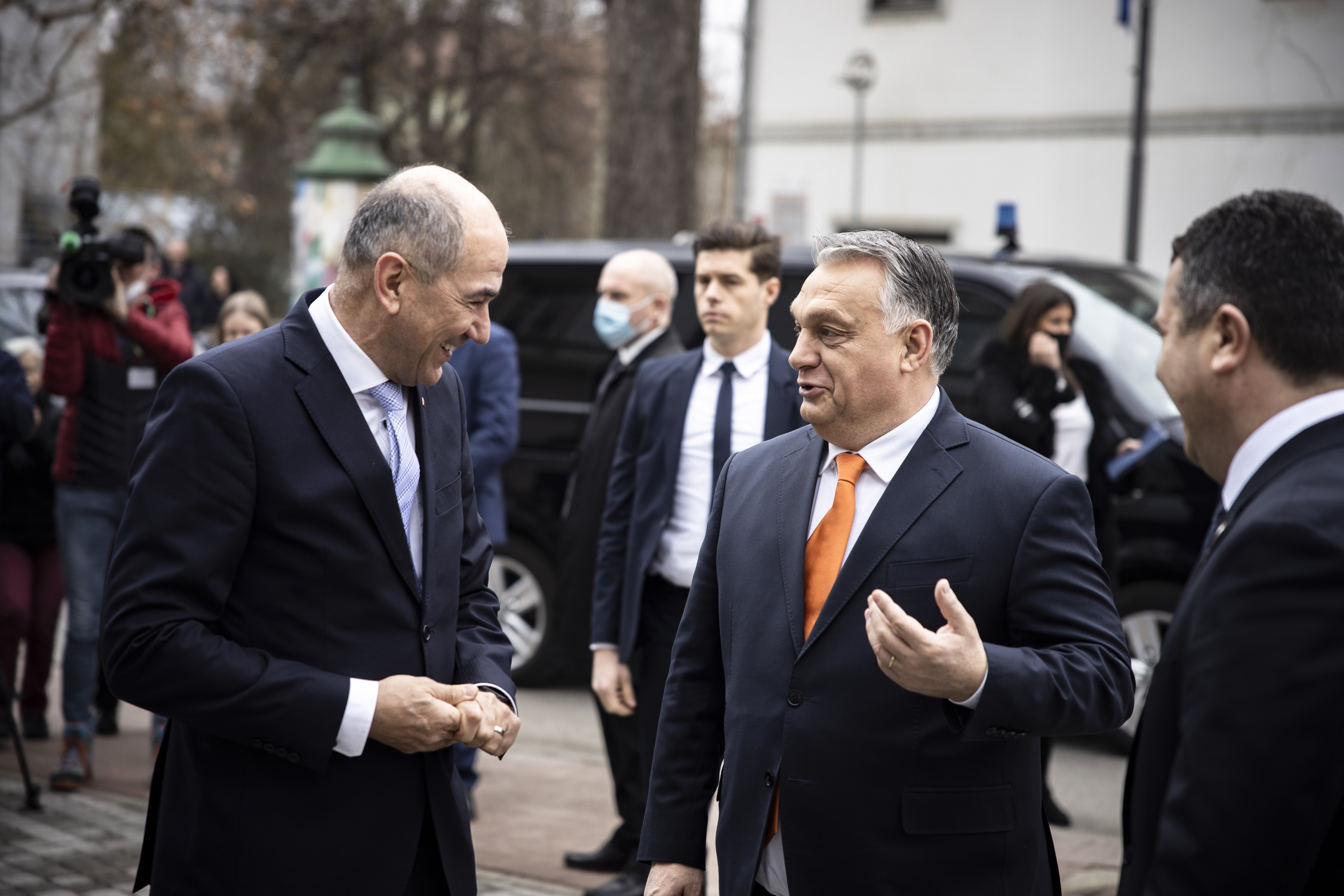 Súlyos vereséget szenvedett Orbán szlovén szövetségese