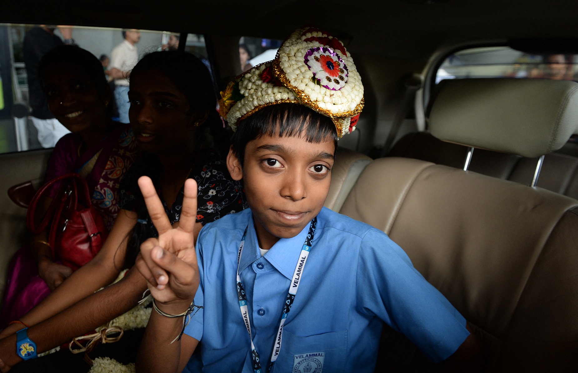 16 éves indai nagymester győzte le a világbajnok Magnus Carlsent