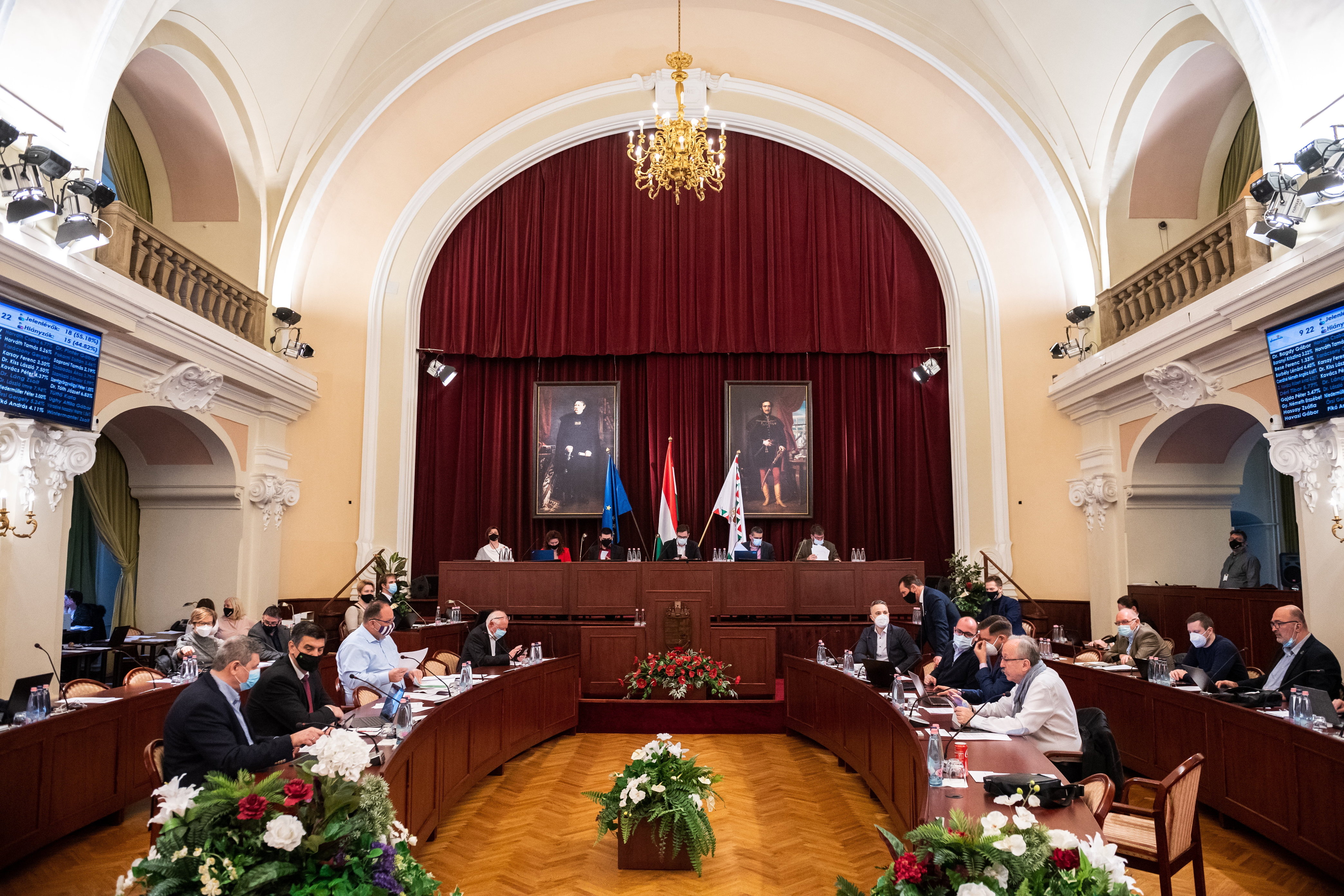 A DK és a Momentum közötti konfliktus miatt marad el a Fővárosi Közgyűlés szerdai ülése