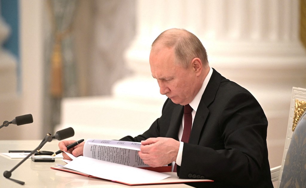 Putyin megköszönte az orosz csapatoknak a kifogástalan szolgálatot