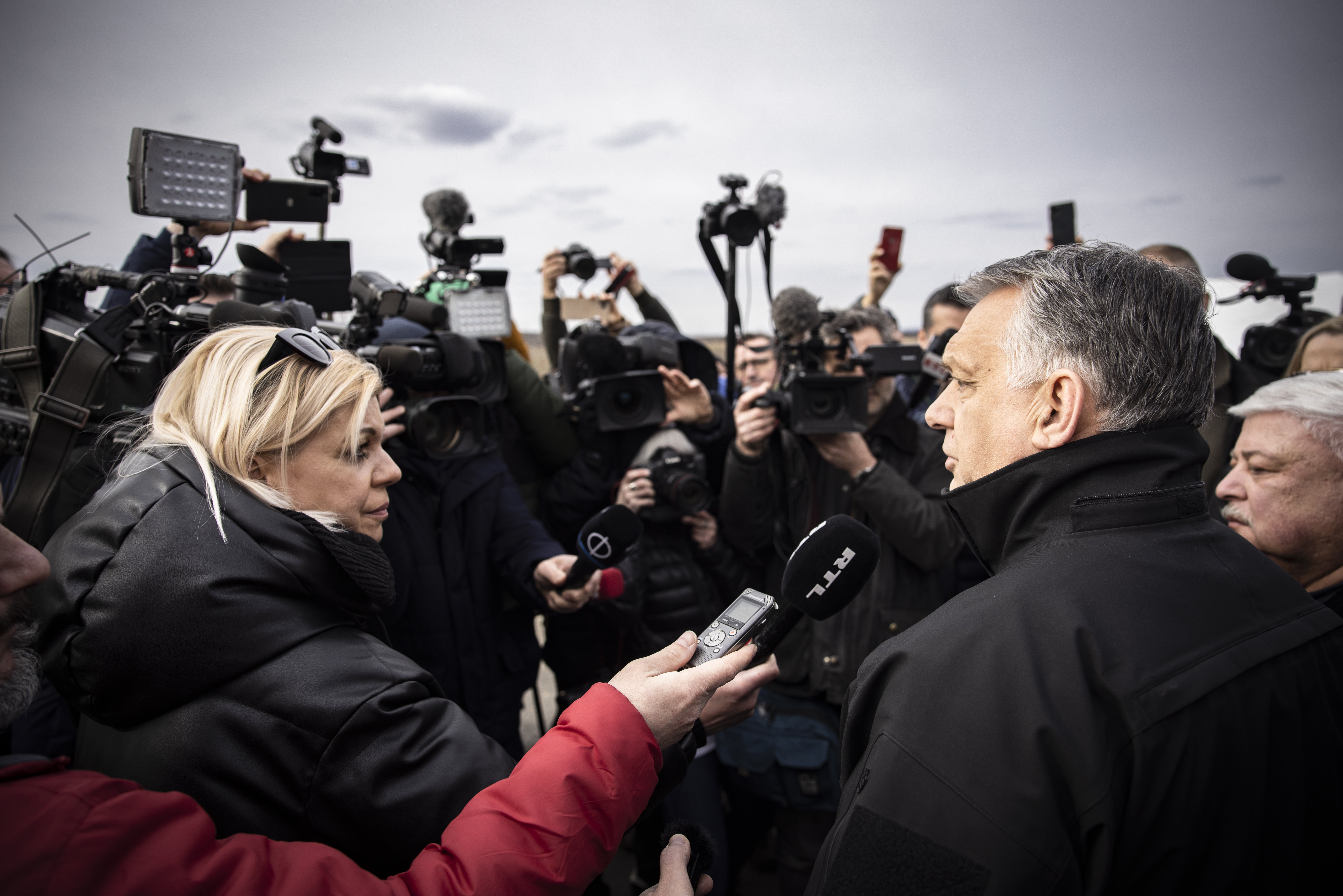 Orbán: Minden szankciót támogatunk
