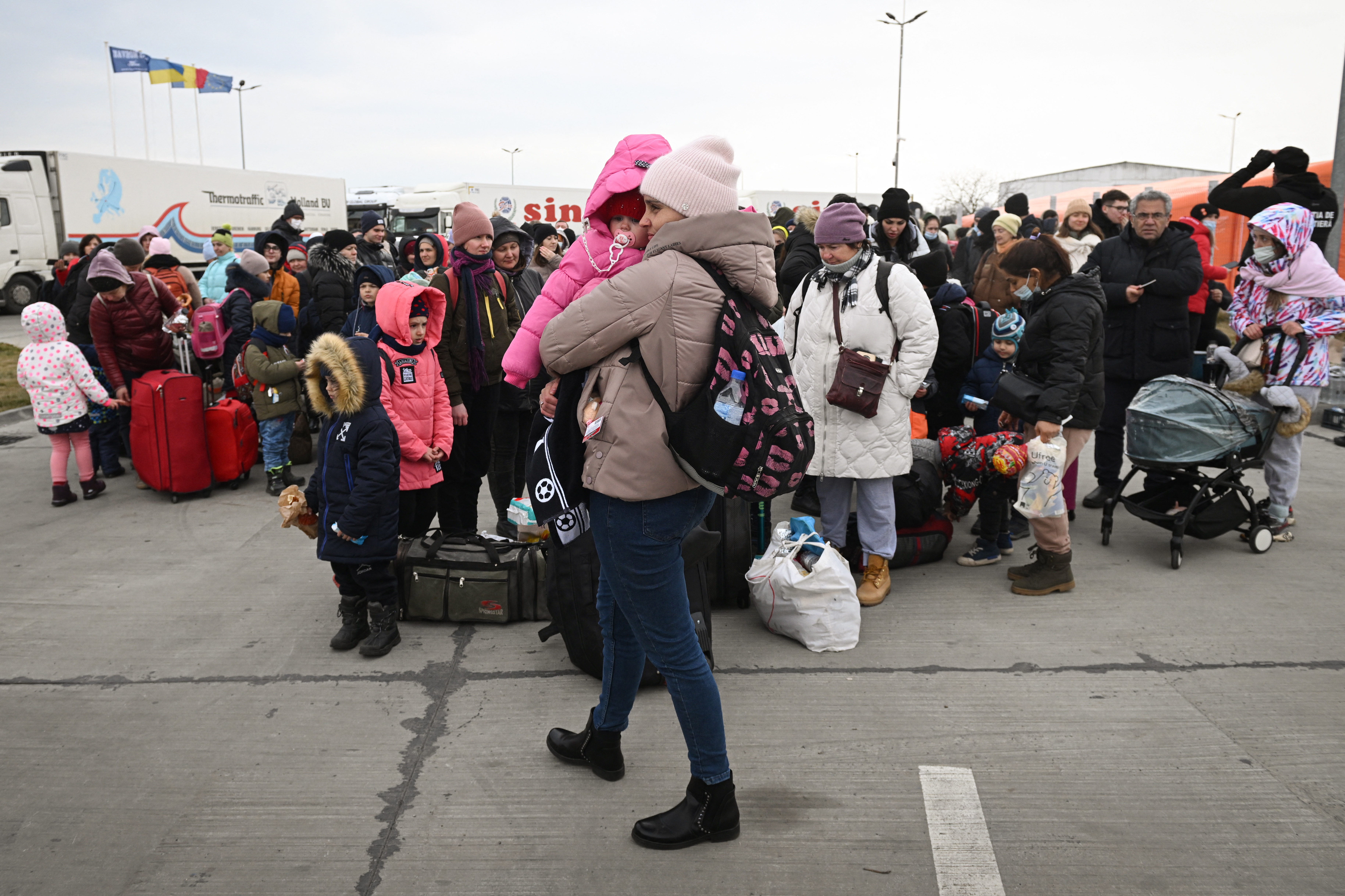 Magyarországra már több mint 62 ezer, Romániába 43 ezer menekült érkezett Ukrajnából