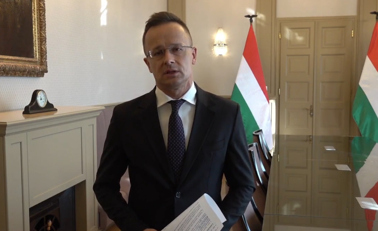 Evakuálták a kijevi magyar nagykövetség egy részét