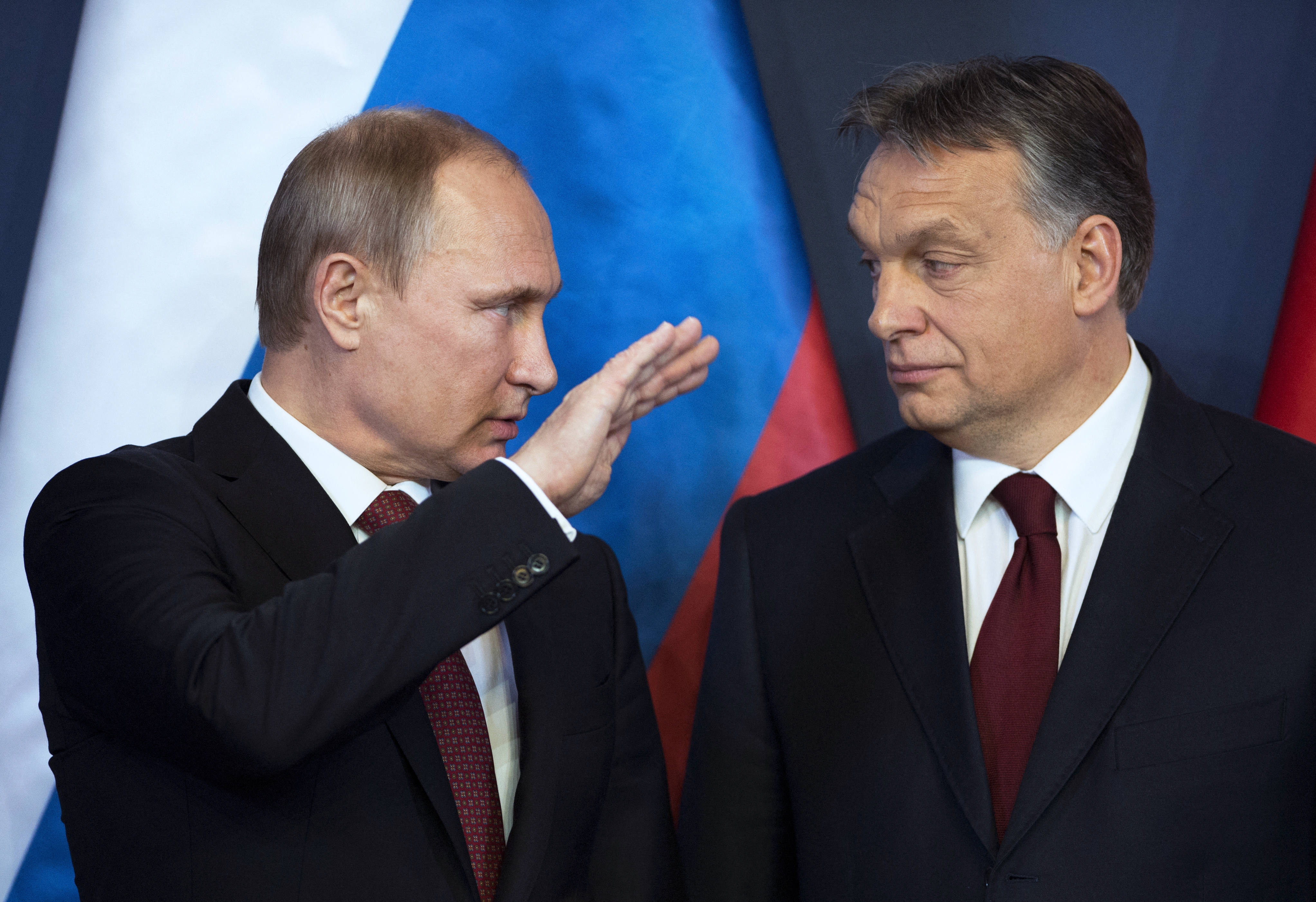 Megkérdezték Orbánt, miért nem nevezi Putyint a háború felelősének?