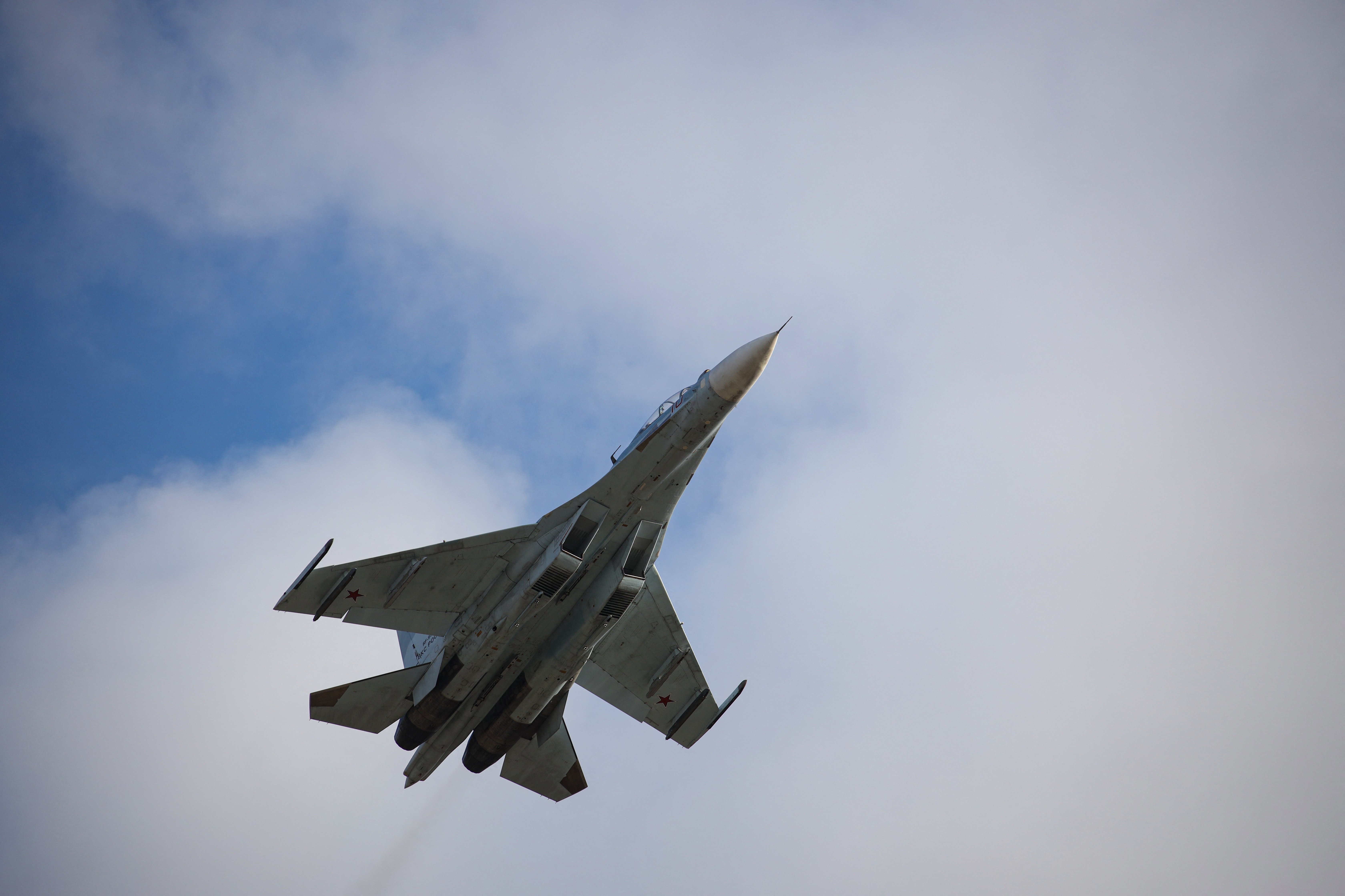 Gyülekezik az orosz légierő az ukrán határ közelében