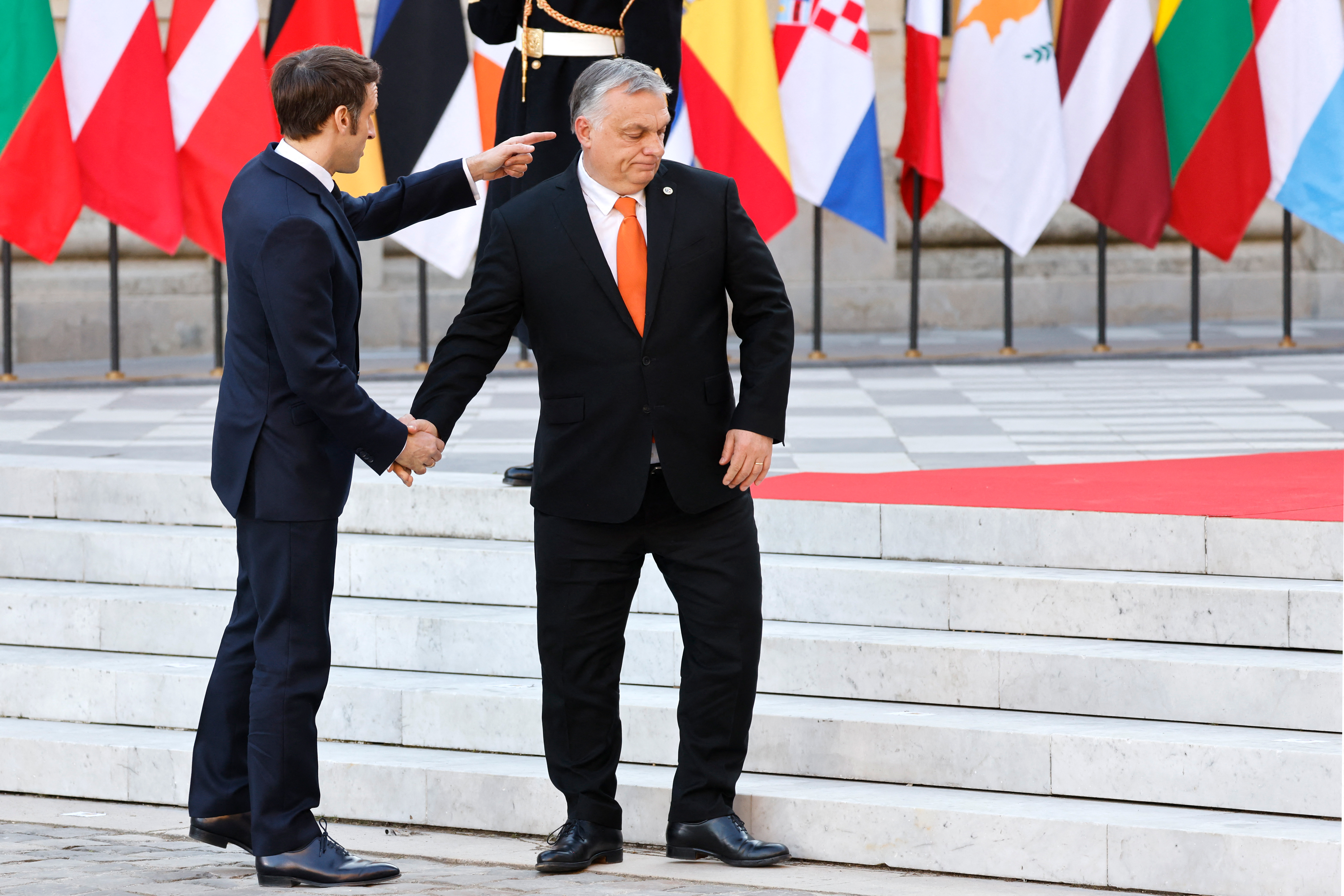 Ismét háttal Európának: új jelentés készült az Orbán-rendszer jelenéről