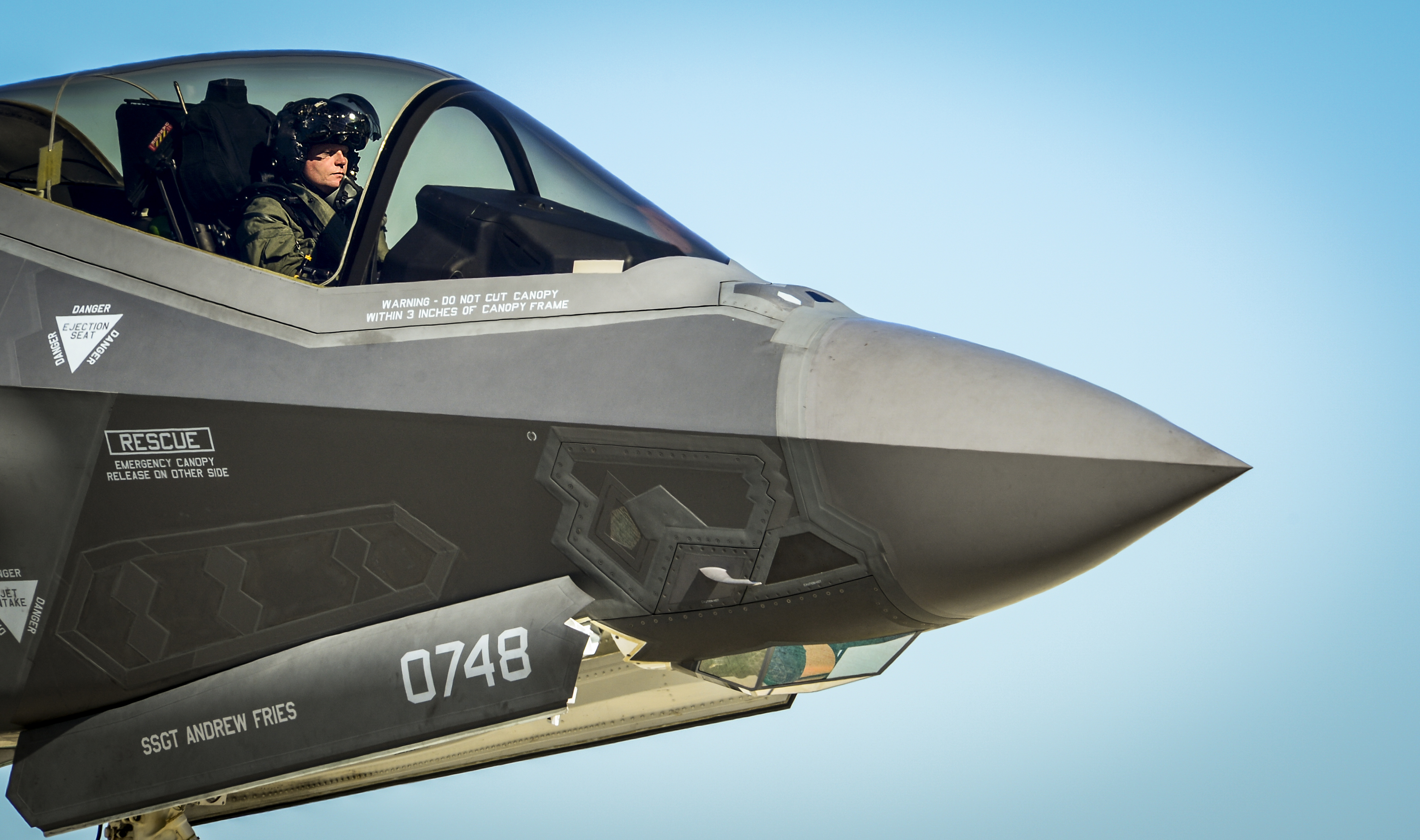 Németország F-35-ös vadászbombázókat vásárol