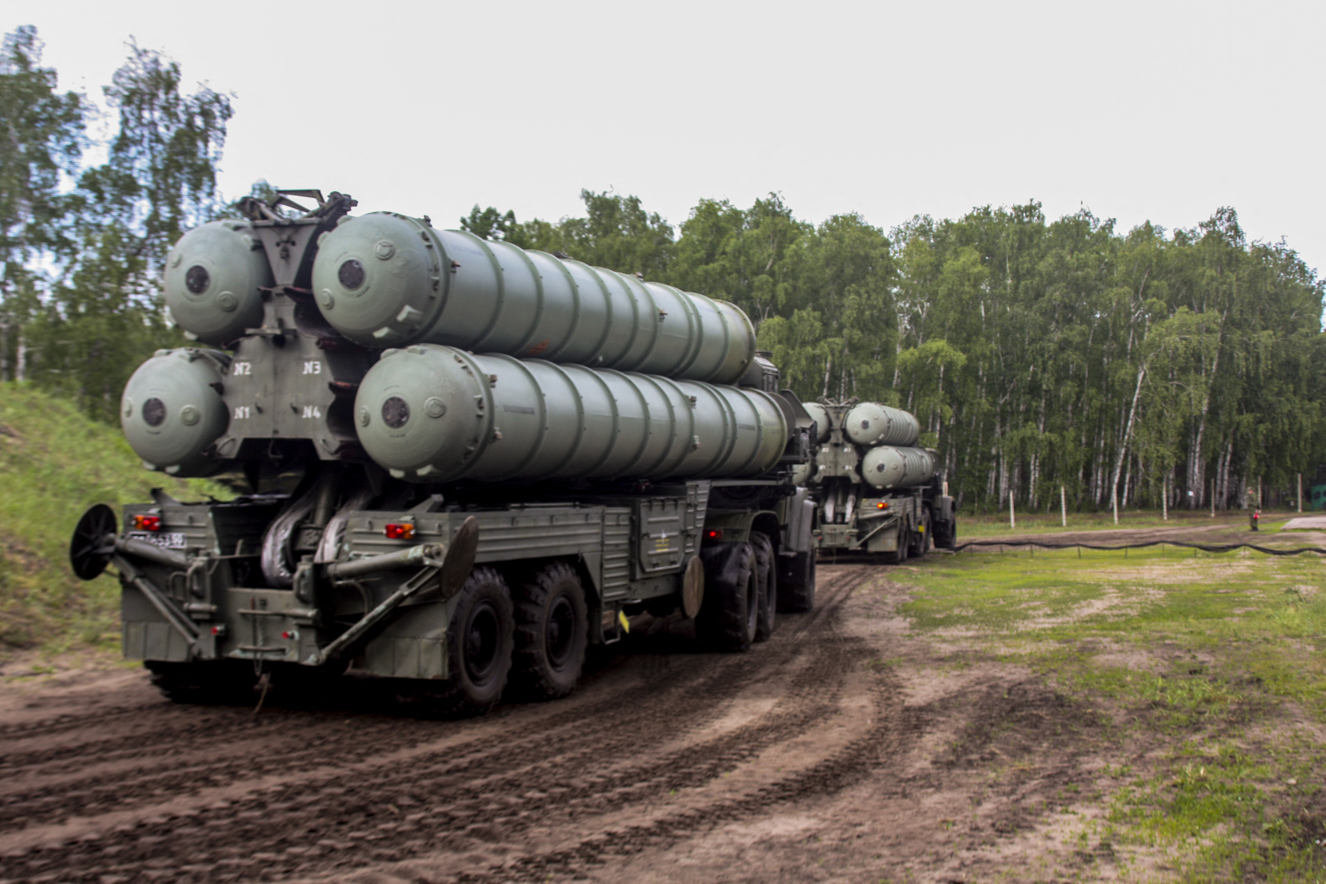 Az orosz szakértők szerint "az ukrán" Sz-300-asokra hasonlítanak a Lengyelországban becsapódott rakéták