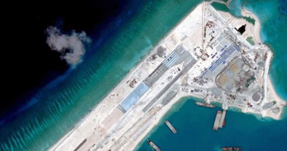 Kína három mesterséges szigetetet is felfegyverzett a Dél-kínai-tengeren