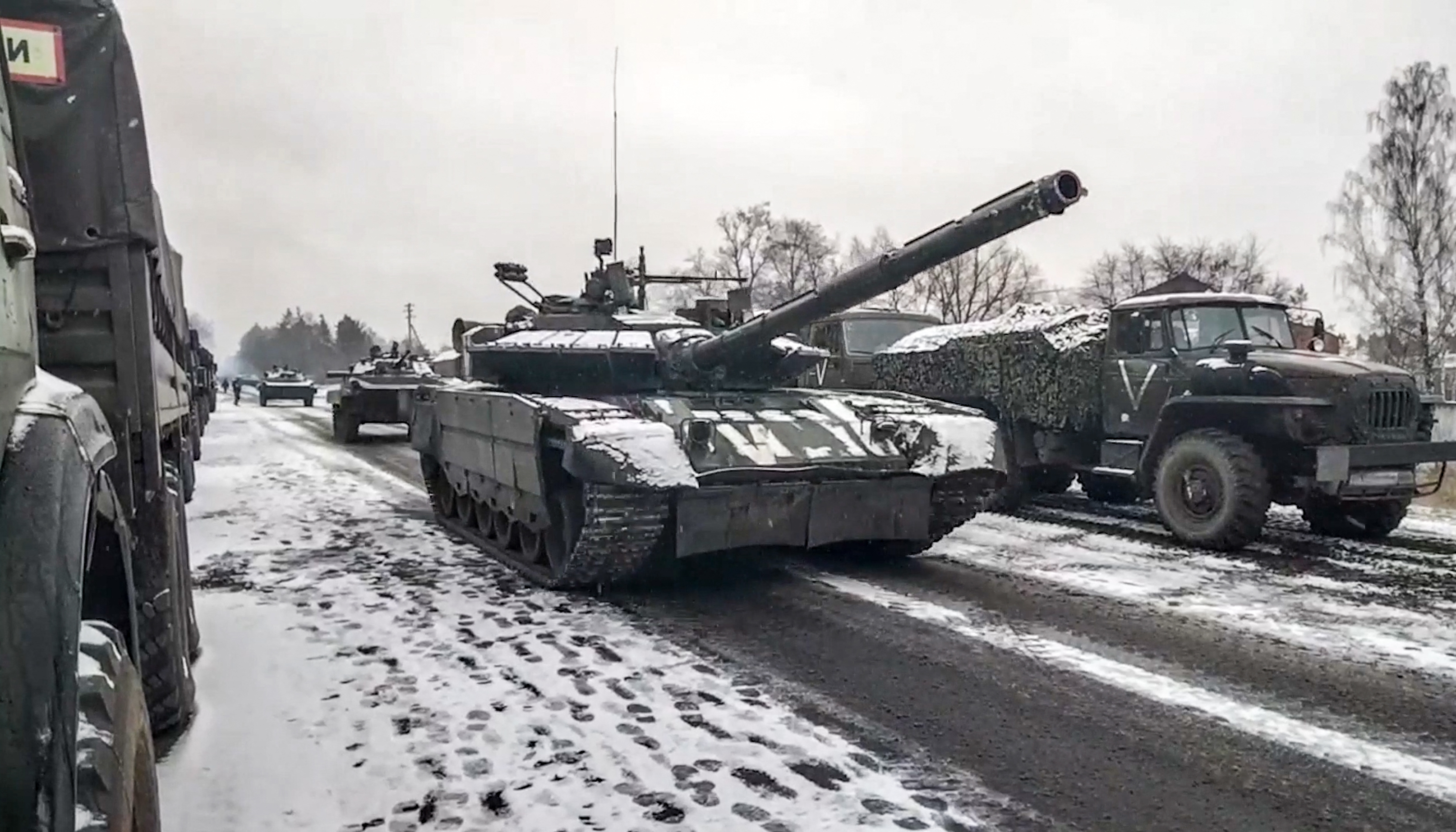Nyugati szakértők visszaigazolták, hogy lázadó orosz katonák tankkal taposhattak el egy kegyetlen orosz parancsnokot