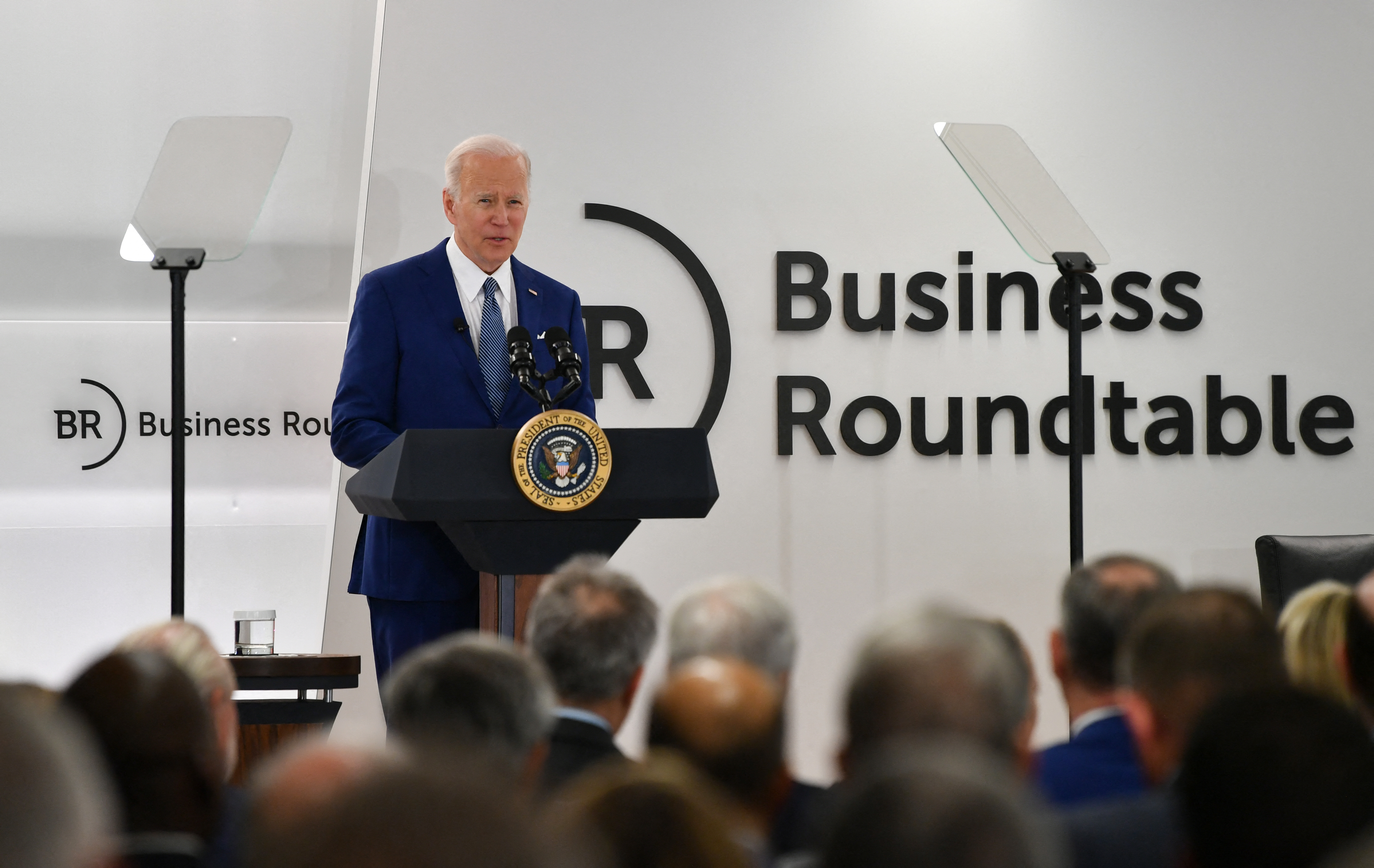 Biden szerint új világrend van kialakulóban, amiben Amerikának vezető szerepet kell betöltenie