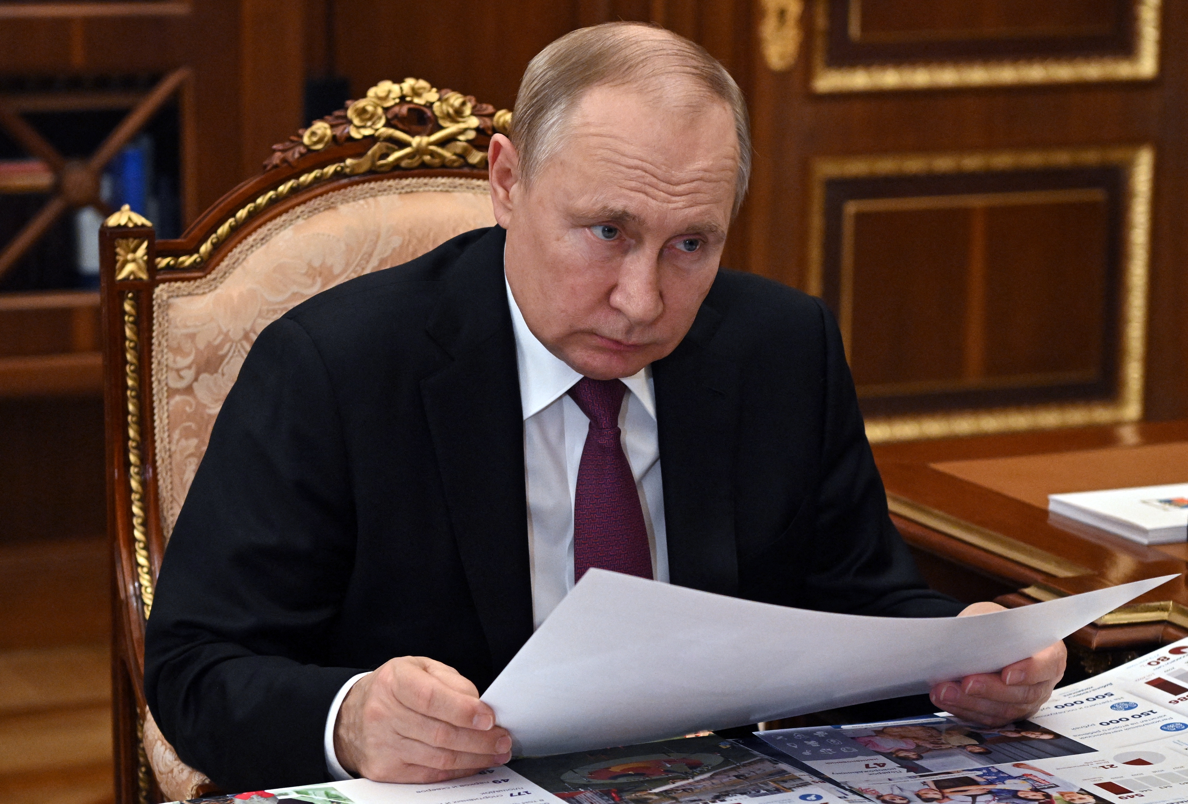 Putyin elrendelte, hogy péntektől rubelben kell fizetni a gázért