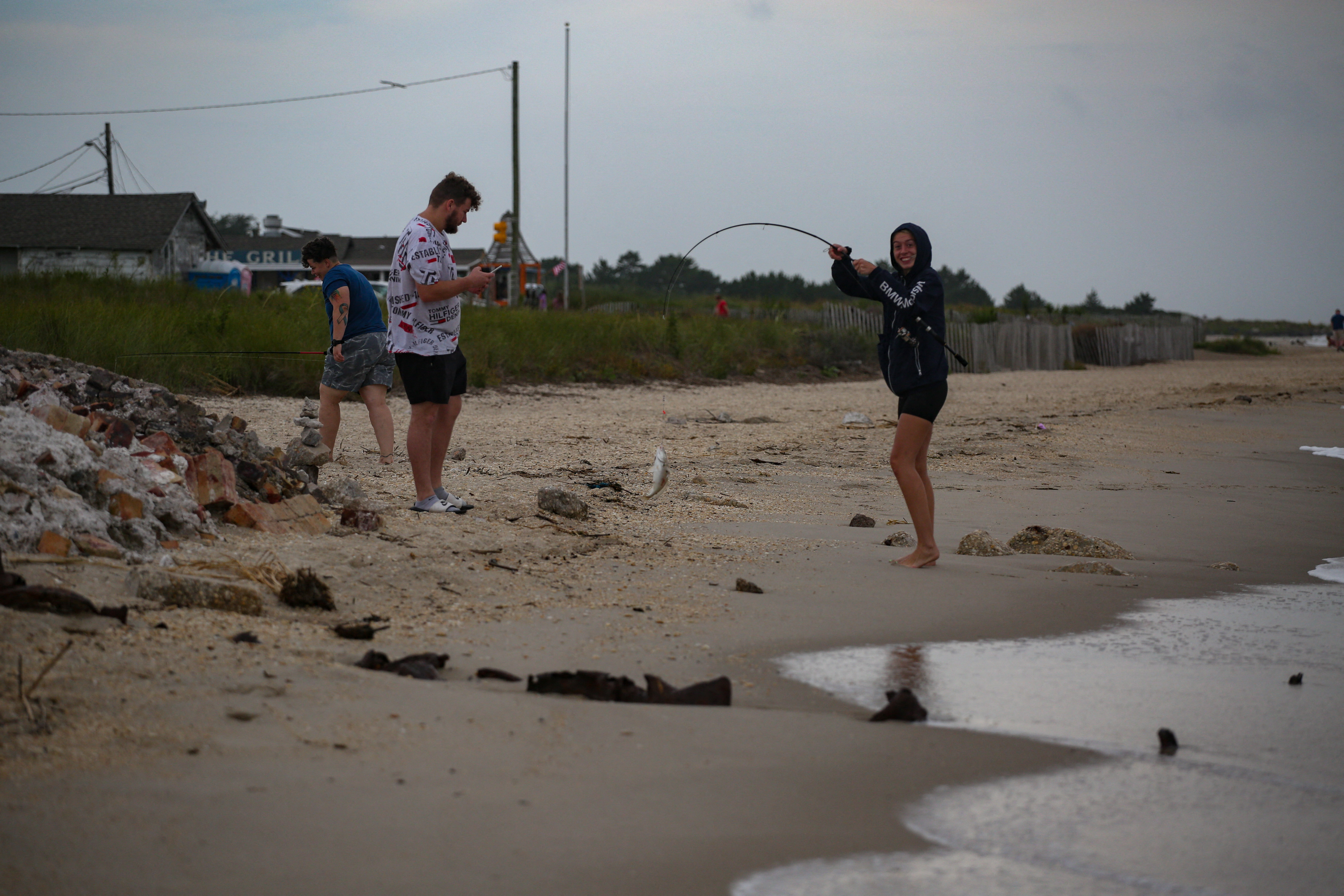 Fogszabályzót és műszemet is találtak a New Jersey-i strandokon összeszedett szemétben