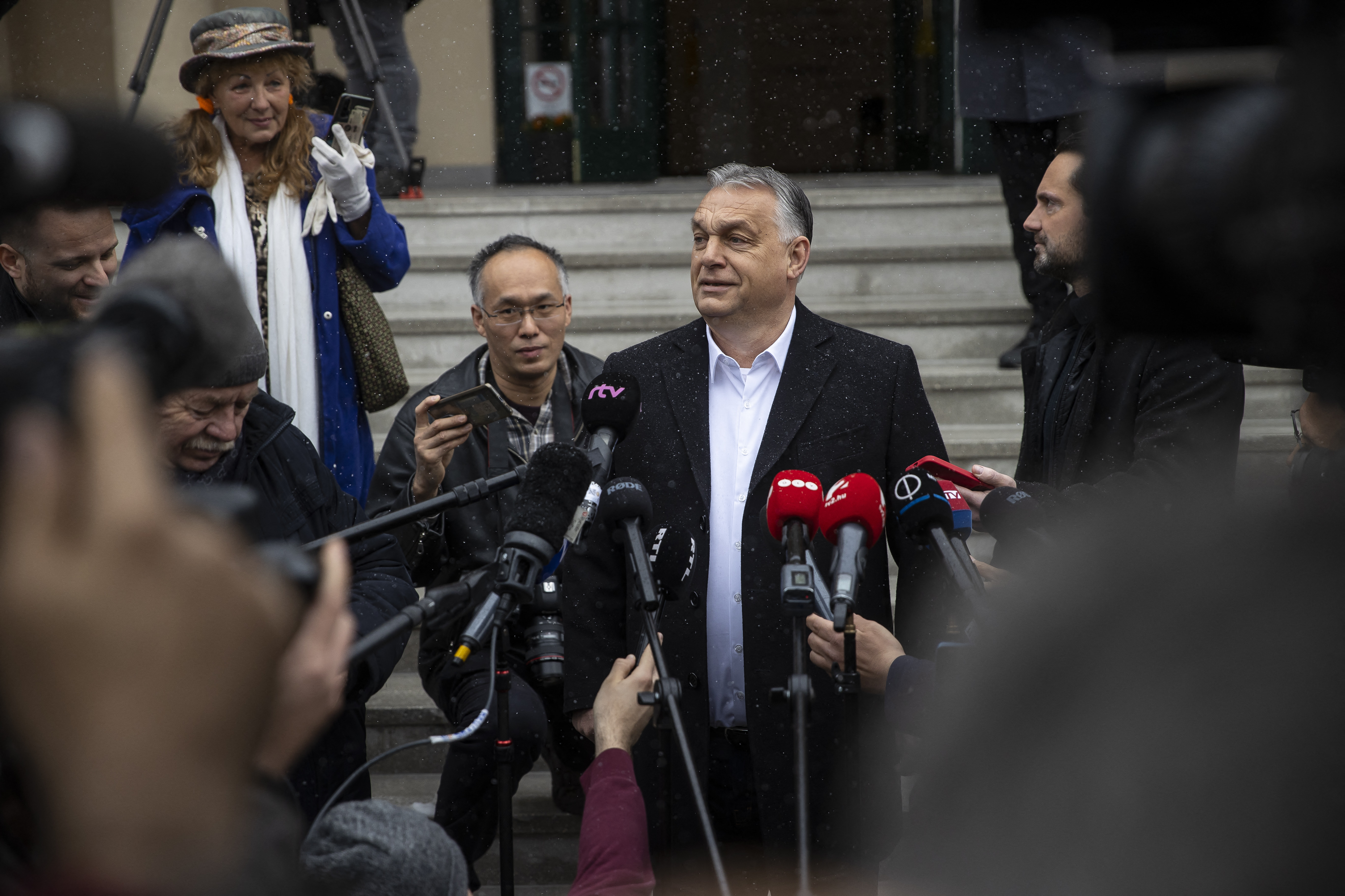 Orbán Viktor sajtótájékoztatója 2022. április 3-án, miután leadta szavazatát
