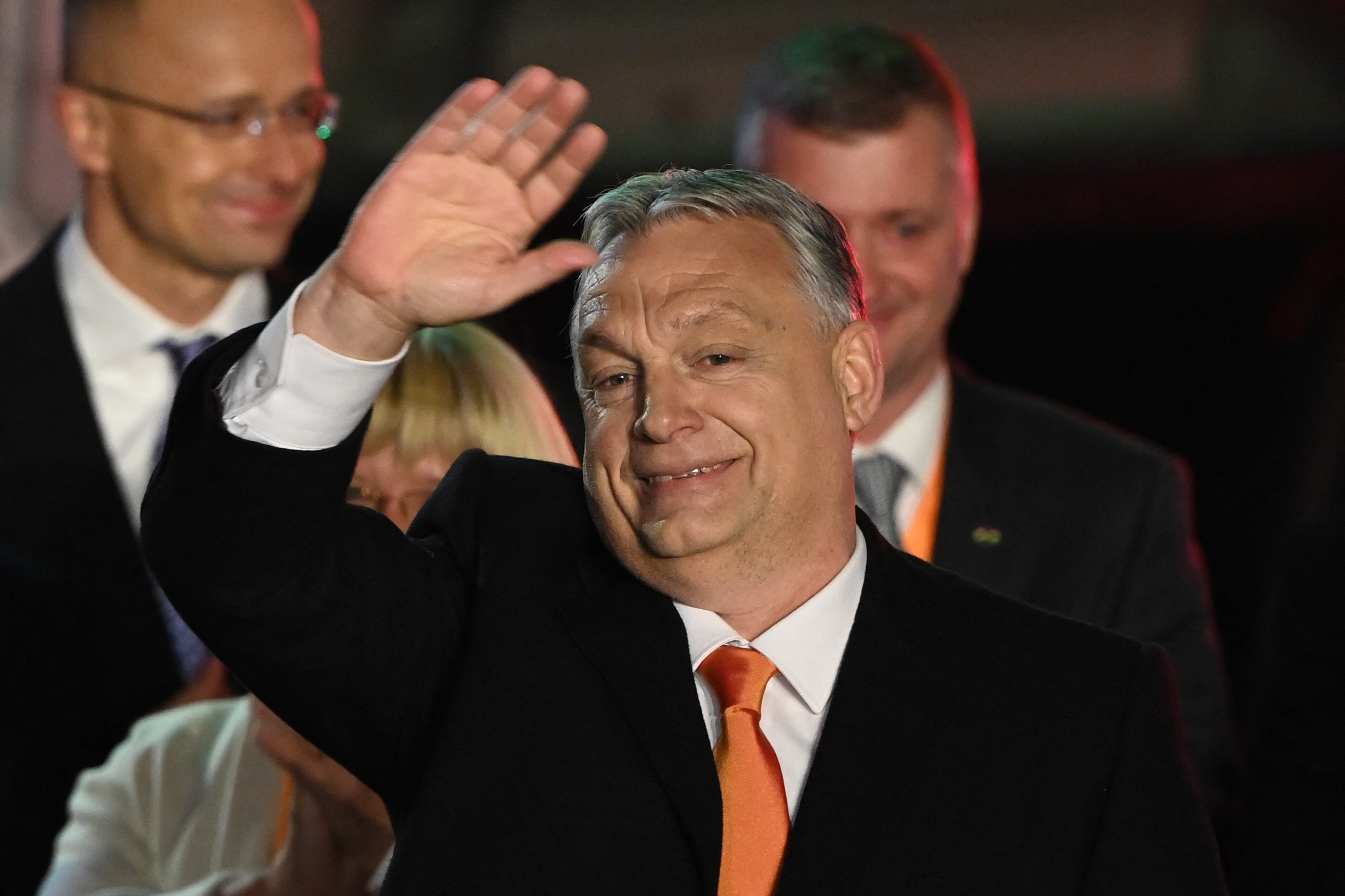 Medián: Az iskolázottság emelkedésével csökken a Fidesz támogatottsága