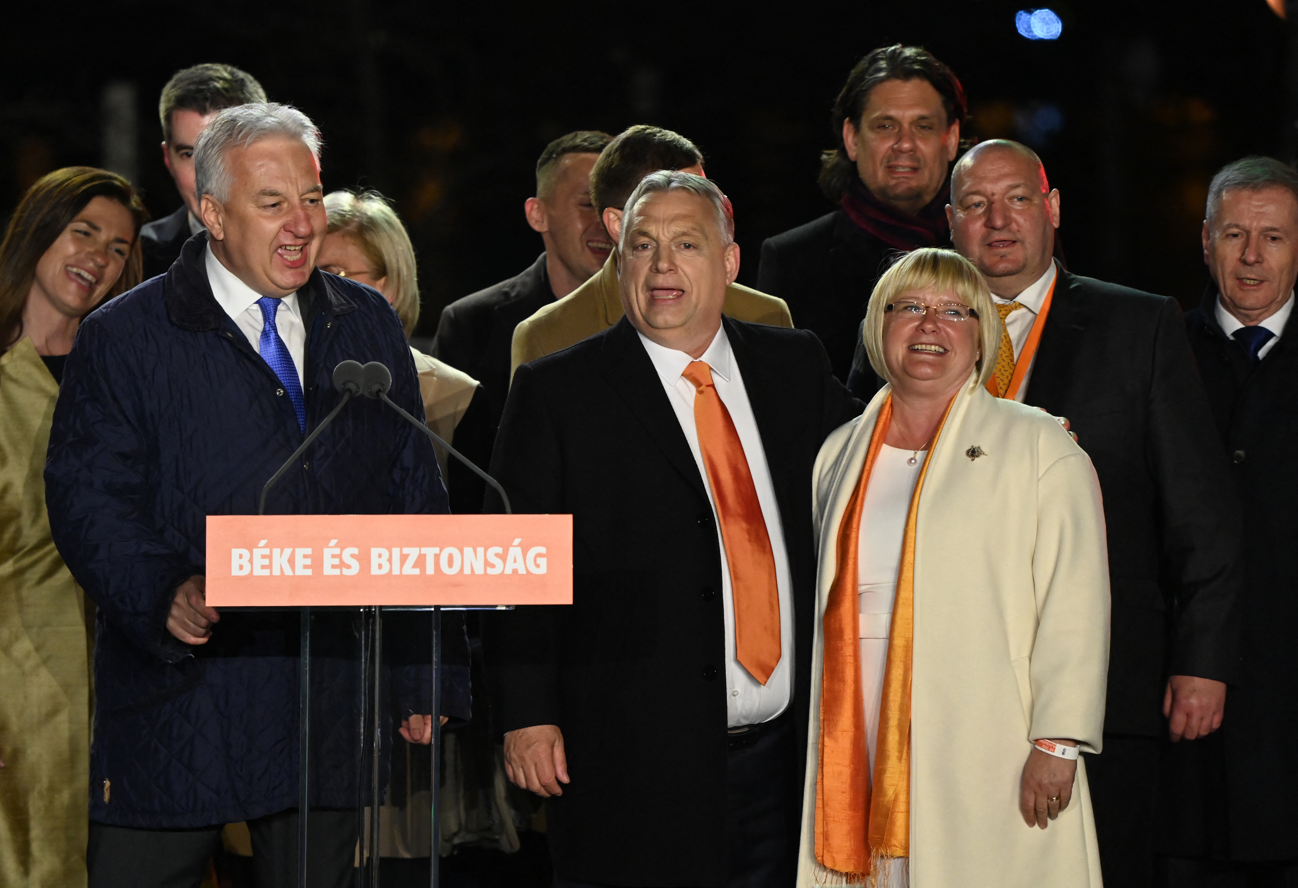 Orbán Viktor és kormánya választási győzelmet ünnepel a Bálnában Budapesten 2022. április 3-án