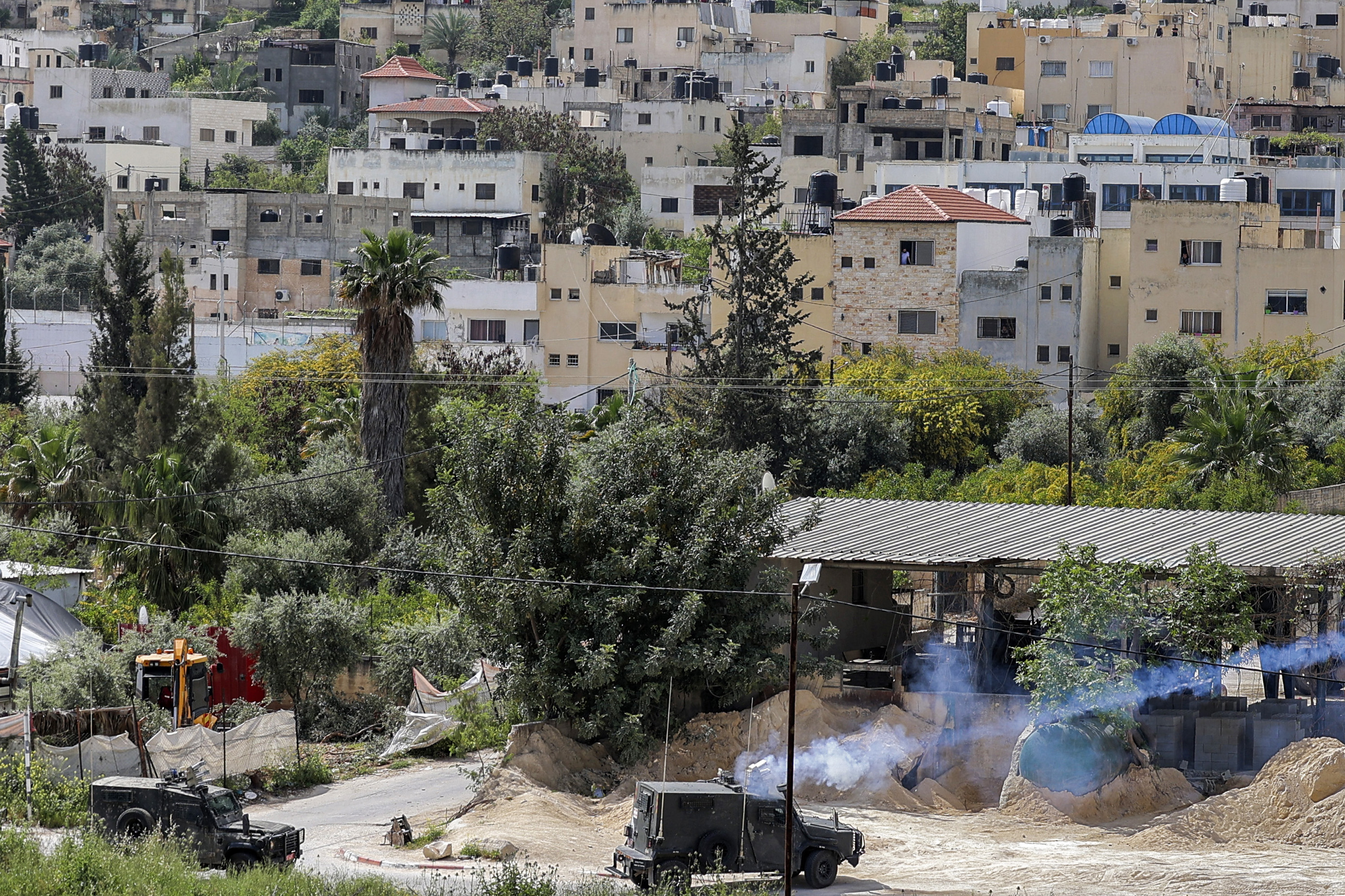 Az izraeli hadsereg rajtaütést hajtott végre a dzseníni menekülttáborban, amelyben a megölt tel-avivi merénylő élt
