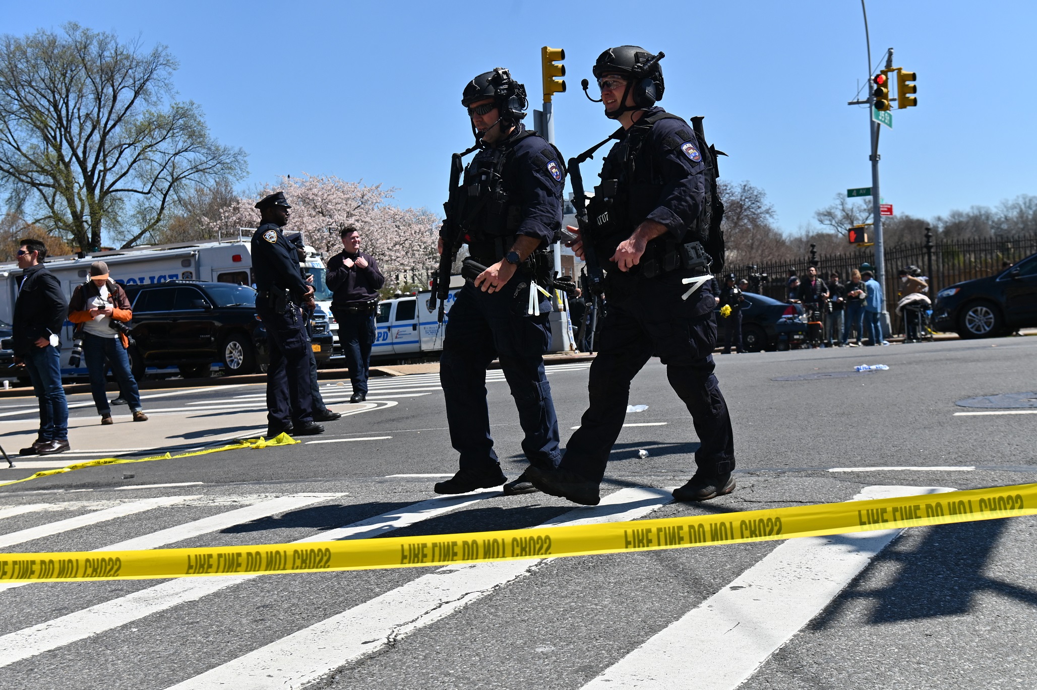 Senki sem halt meg a brooklyni lövöldözésben