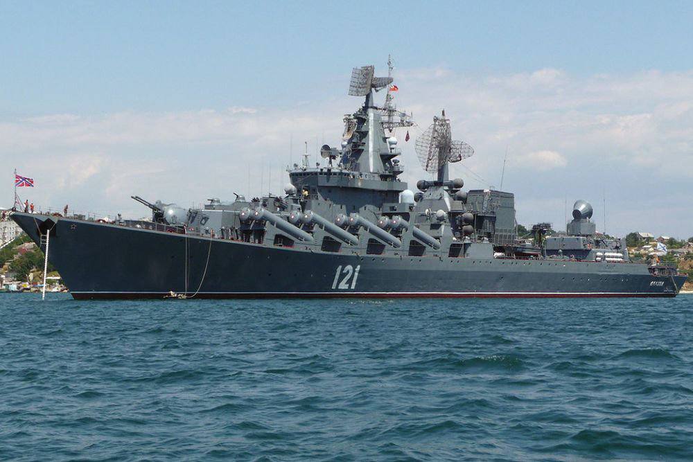 Az ukránok eltalálták a Moszkva hadihajót, a teljes legénységet evakuálták
