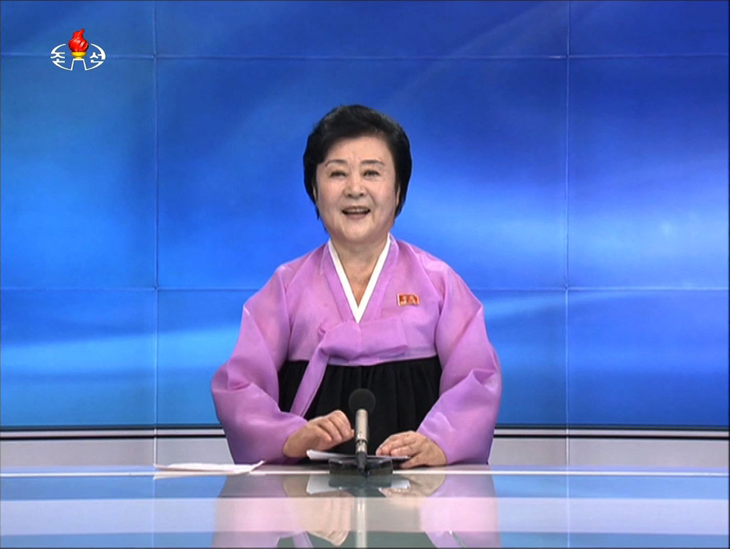 Kim Dzsongun luxusingatlant ajándékozott a hűségéért a legismertebb észak-koreai tévébemondónak