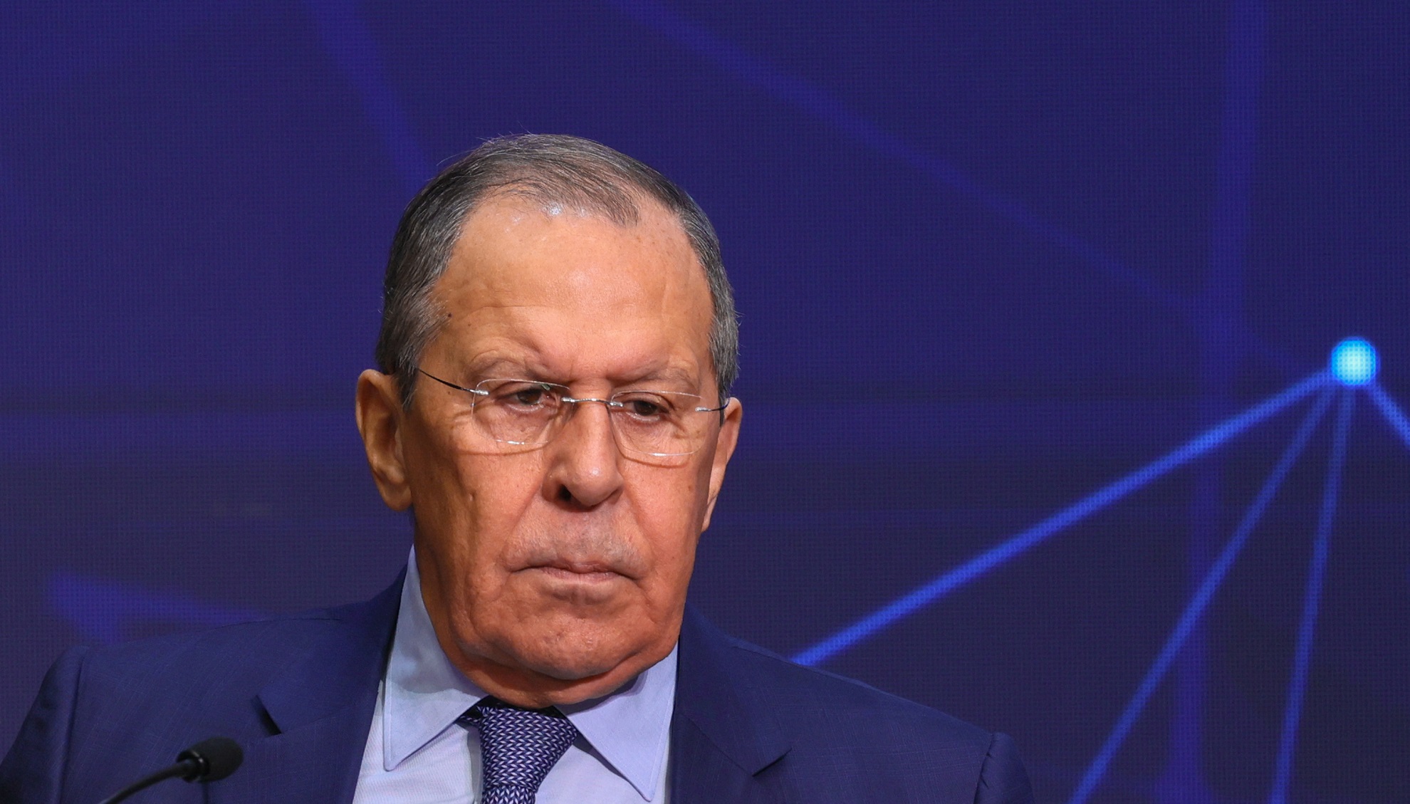 Lavrov: A nagy hatótávolságú nyugati fegyverek érkezése miatt Oroszország távolabbra fogja tolni a jelenlegi harcvonalat