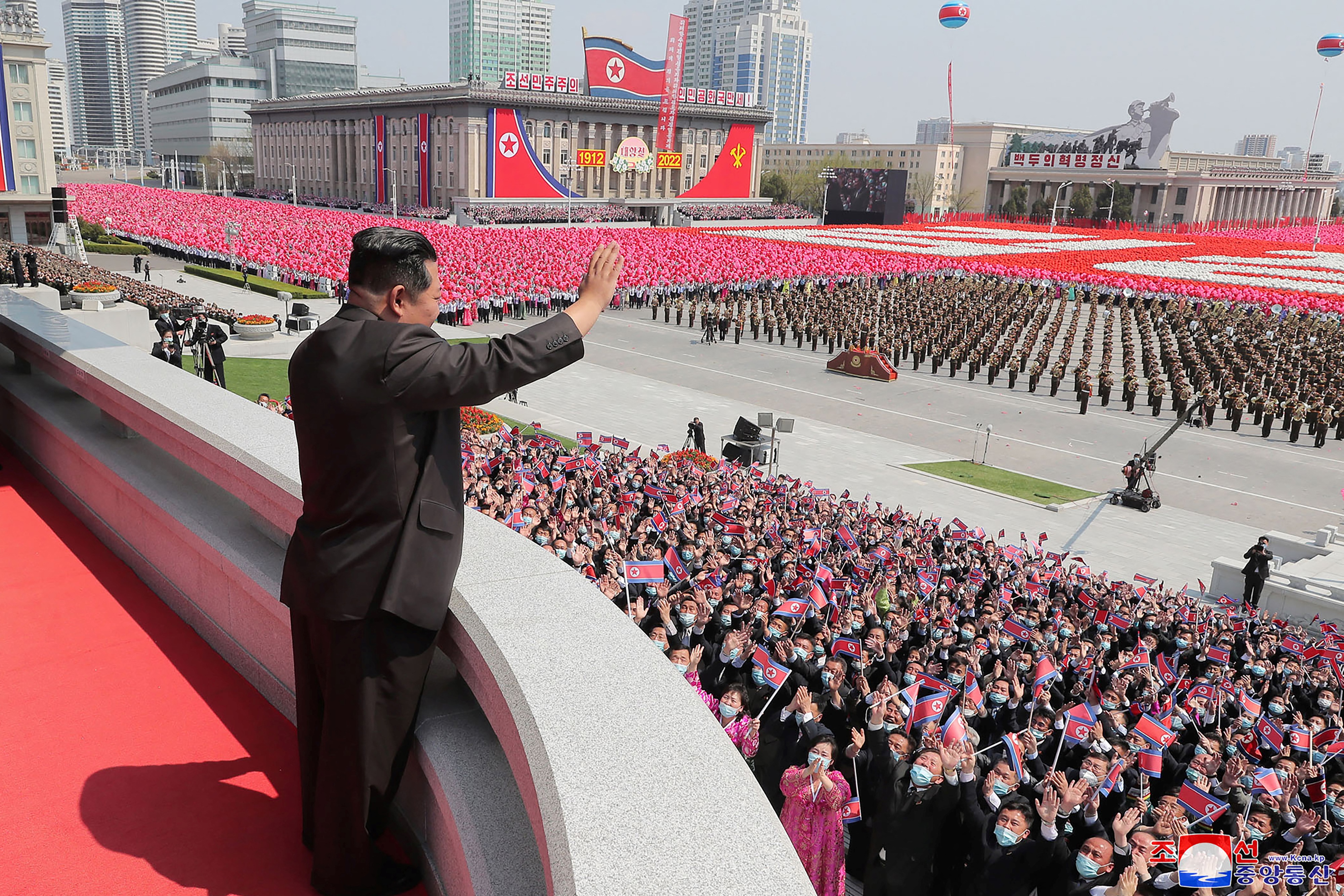 Rakétabemutató nélkül zajlott le Észak-Korea legfontosabb ünnepe