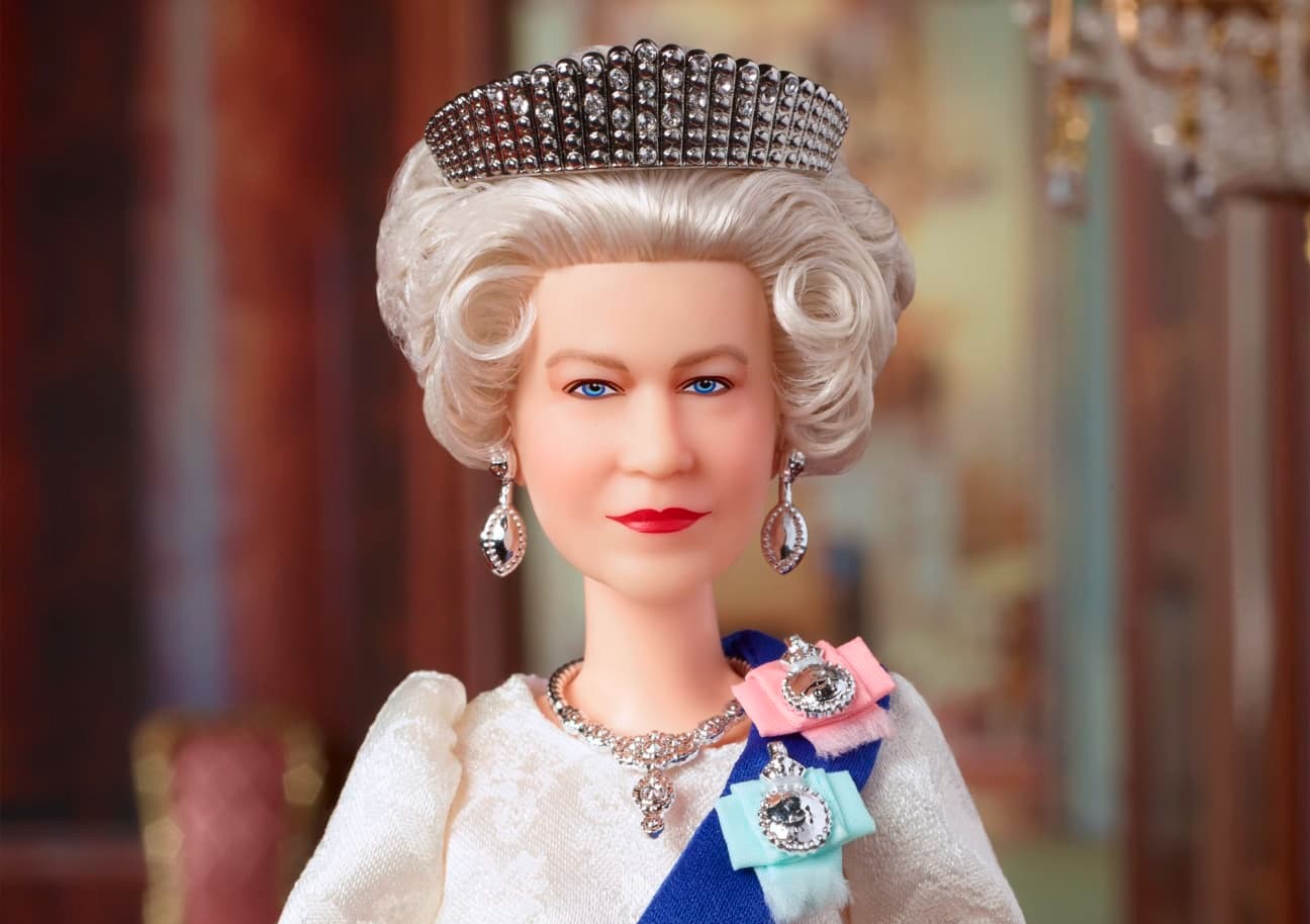 Barbie babát csináltak II. Erzsébet királynőből