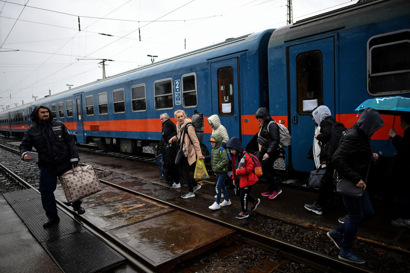 Legalább egy kisvárosnyi ukrajnai menekült él Magyarországon, de senki sem tudja, hogy valójában hányan vannak